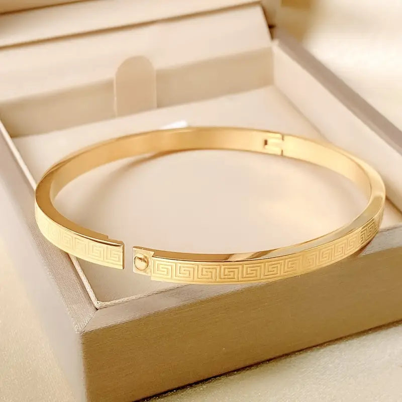 ATHENA BANGLE