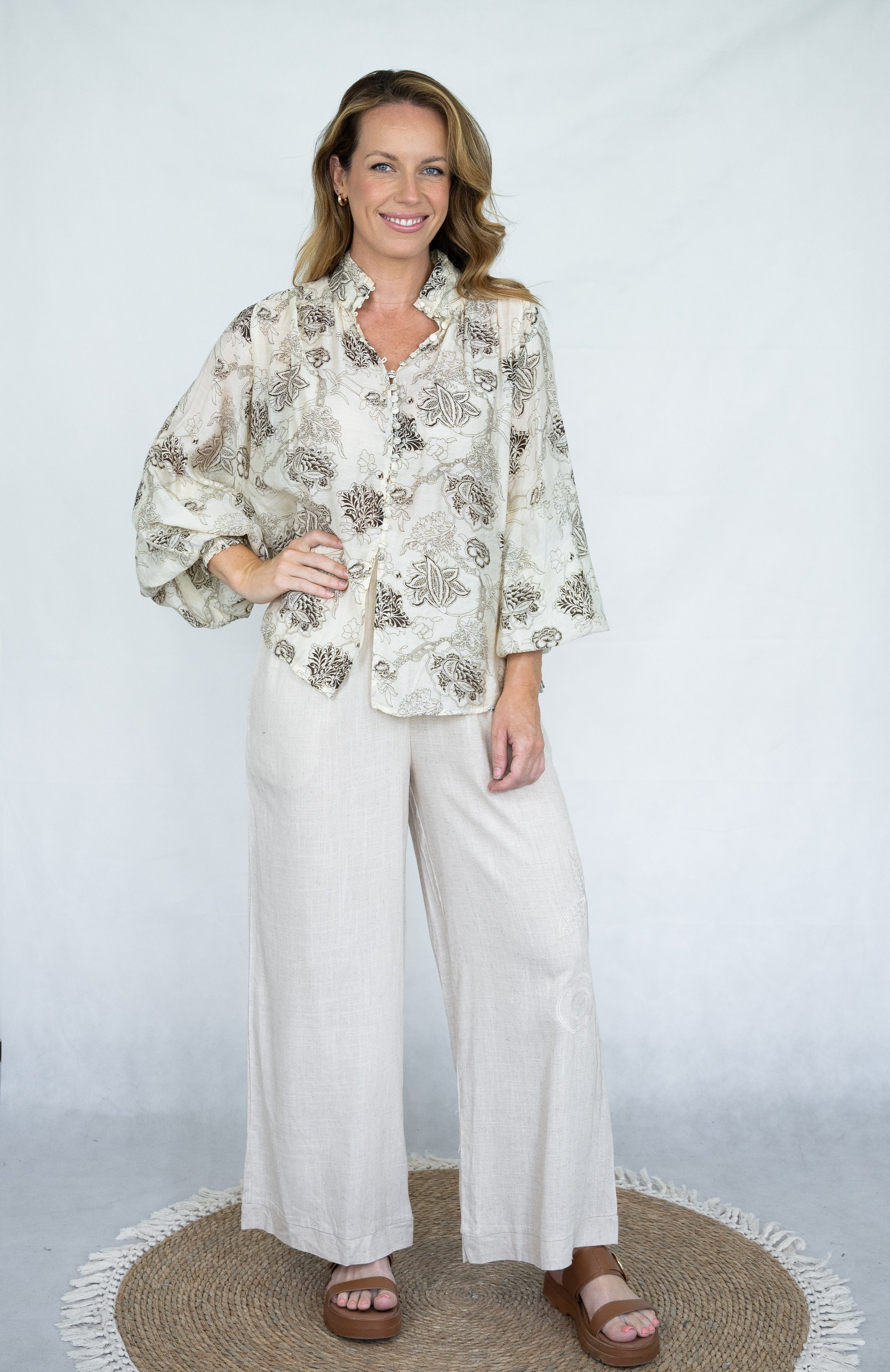 DREAMS Q BLOUSE