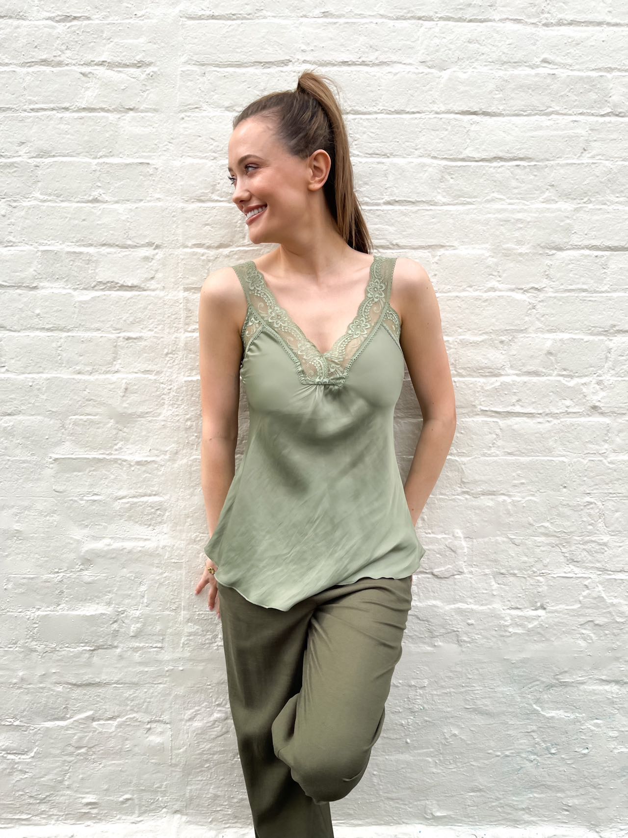 SILKY LACE CAMI
