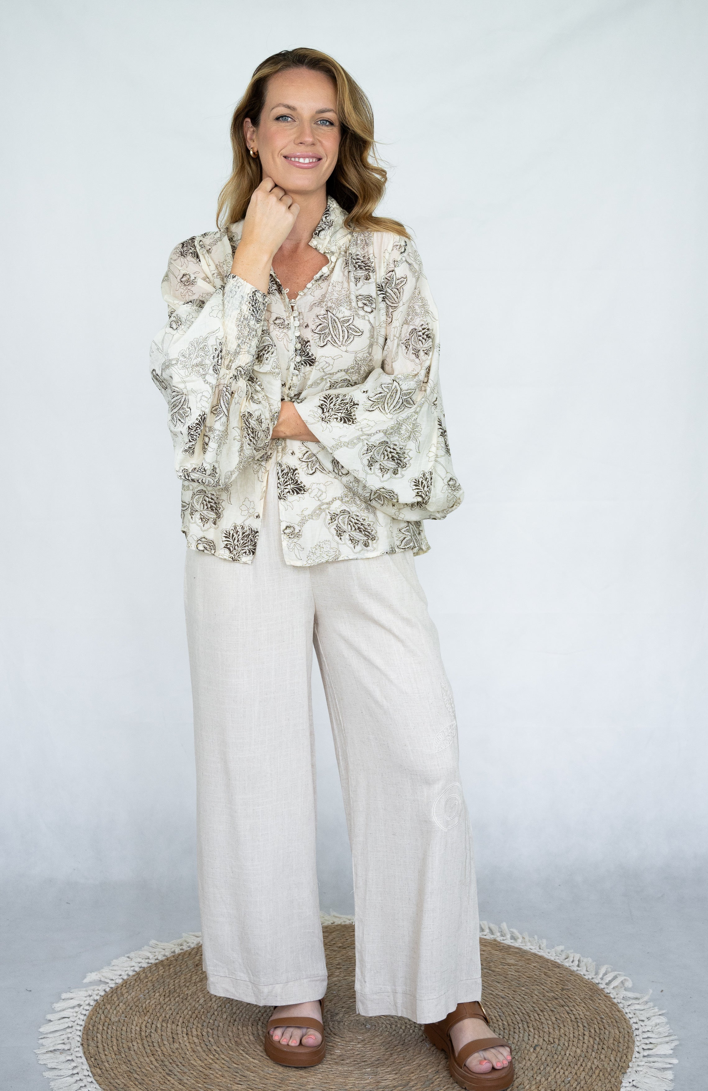 DREAMS Q BLOUSE