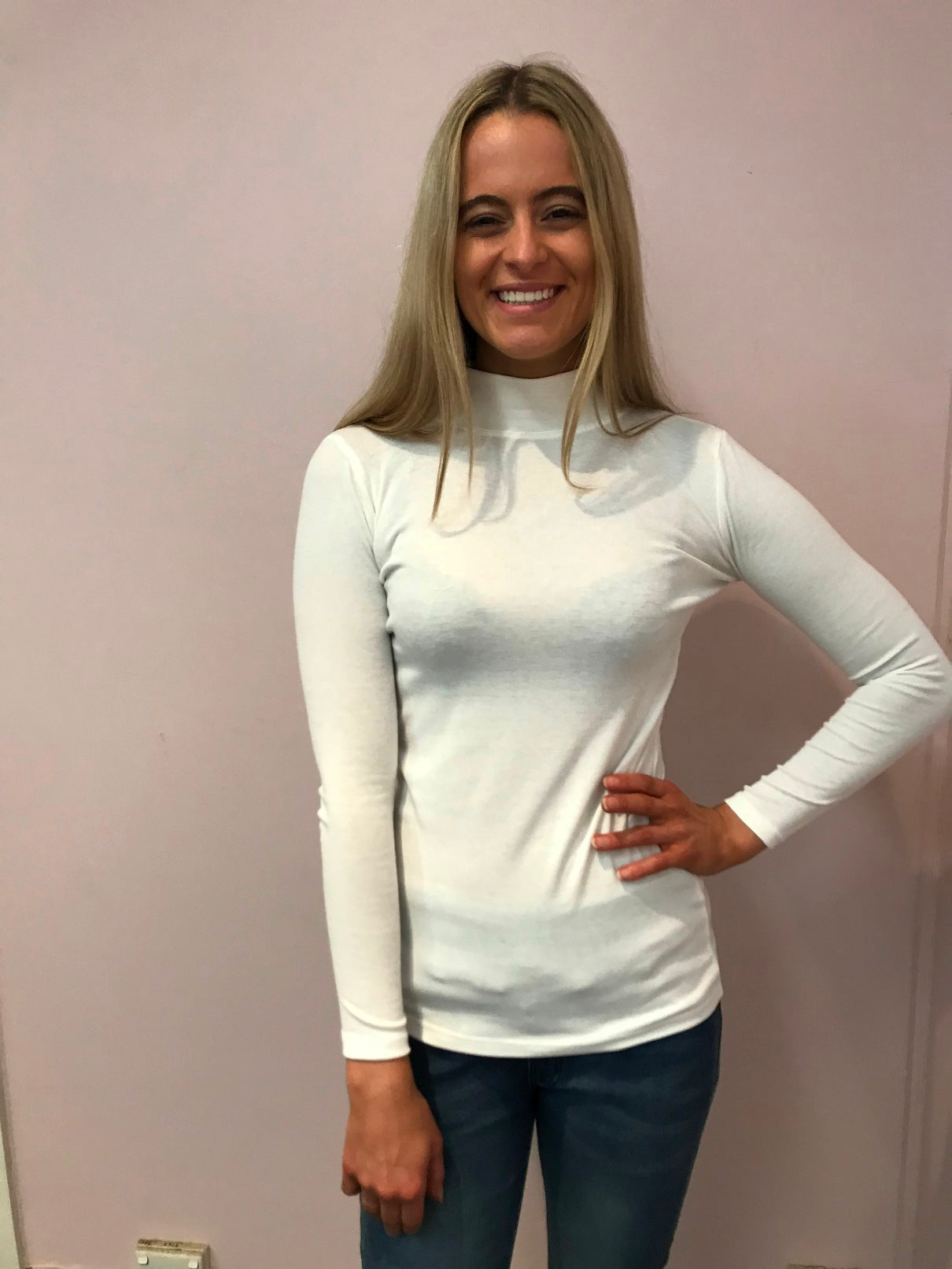 BASIC STRETCH TOP