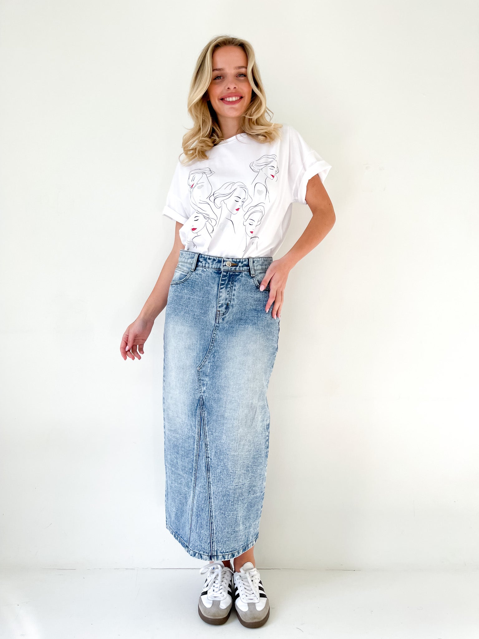 CLASSIC MAXI DENIM SKIRT