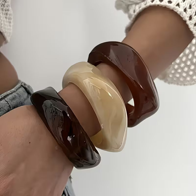 STACKABLE RESIN BANGLE SET