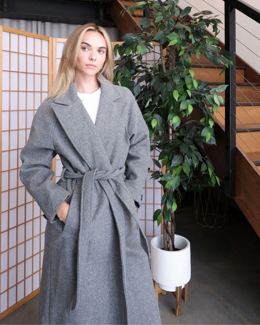 BELTED WOOL TRENCH