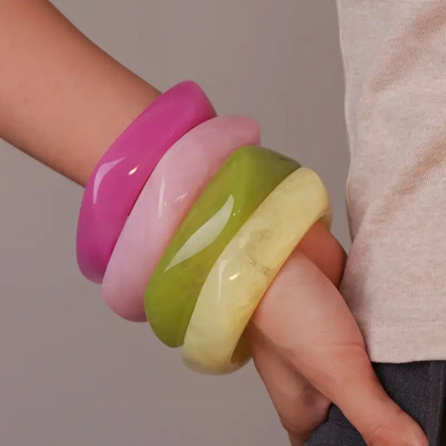 Bright resin bangles