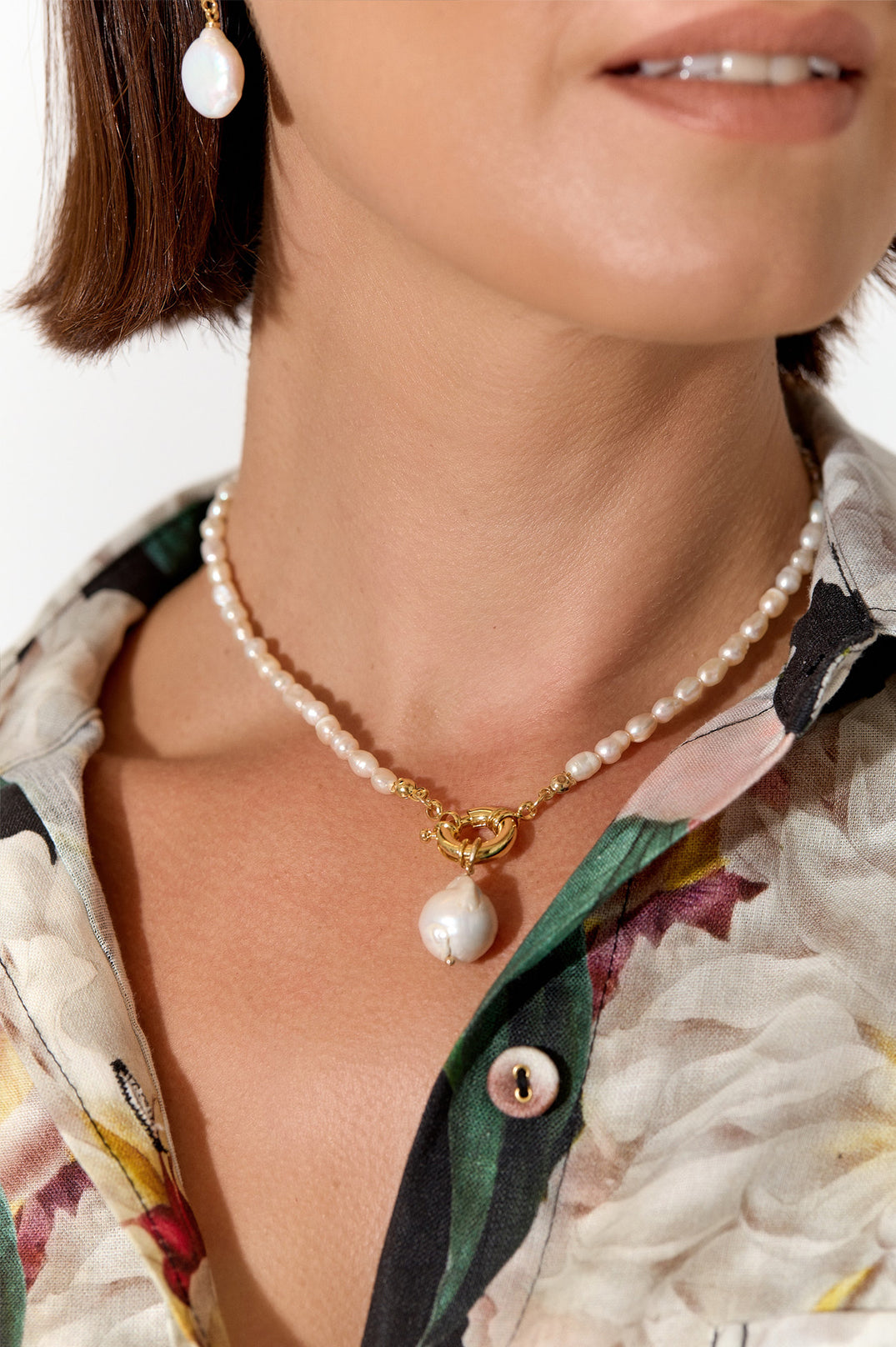 FRESHWATER PEARL DROP NECKLACE