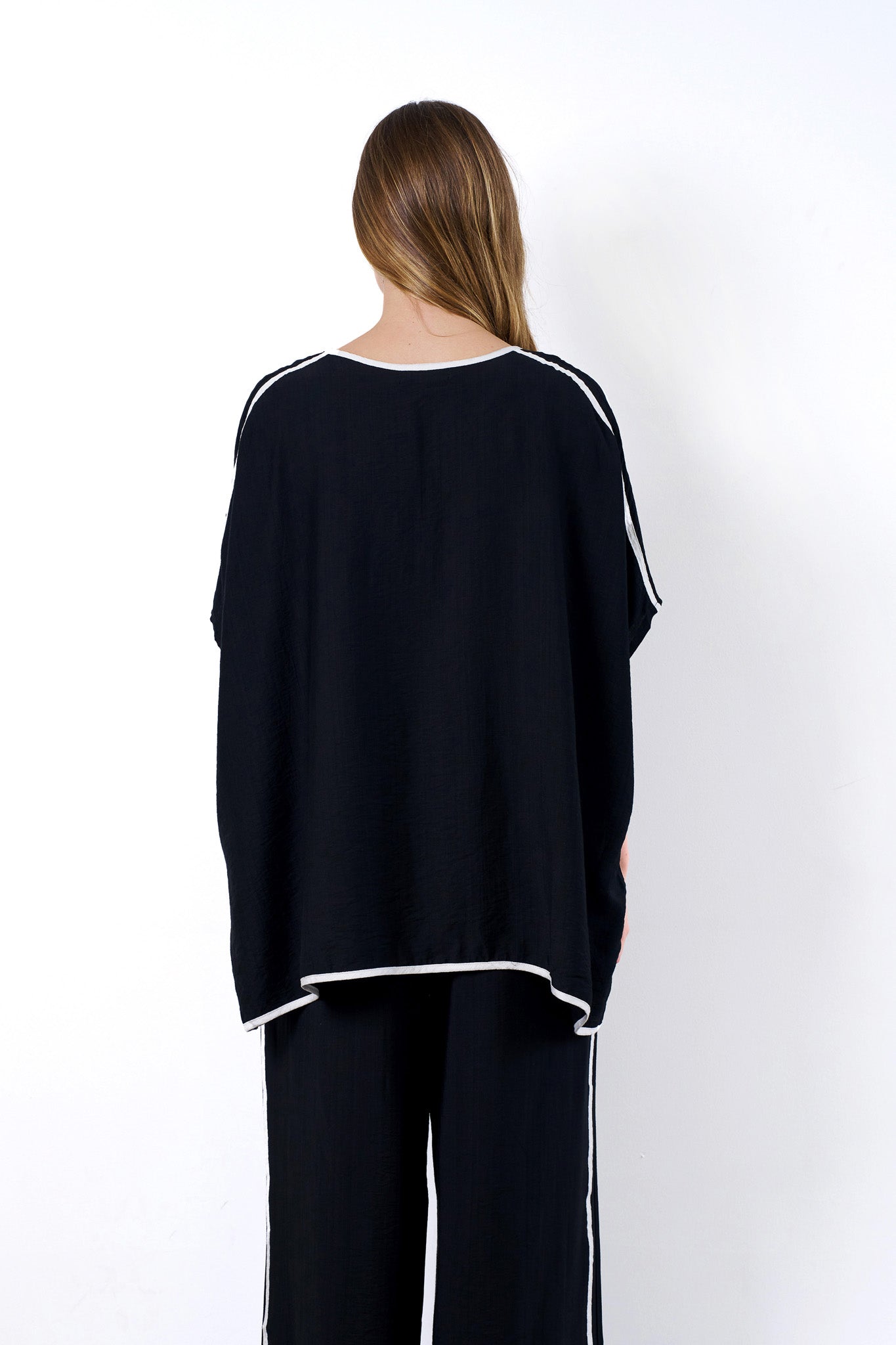 TROY CONTRAST TOP