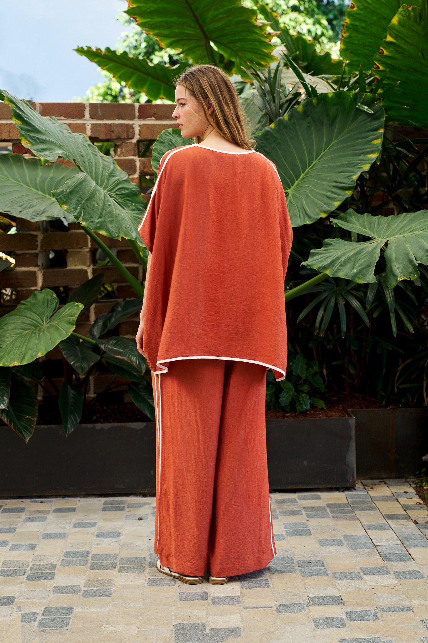TROY CONTRAST TOP