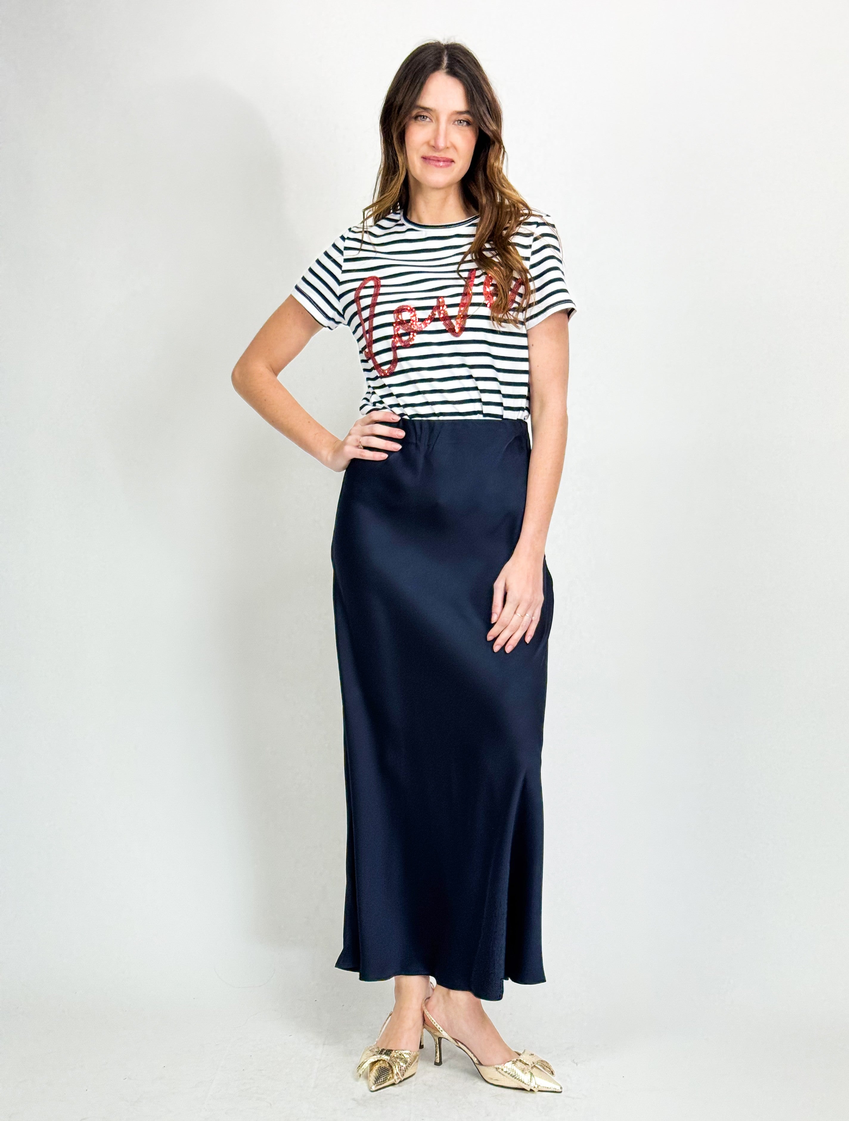 LOVE SEQUIN TEE