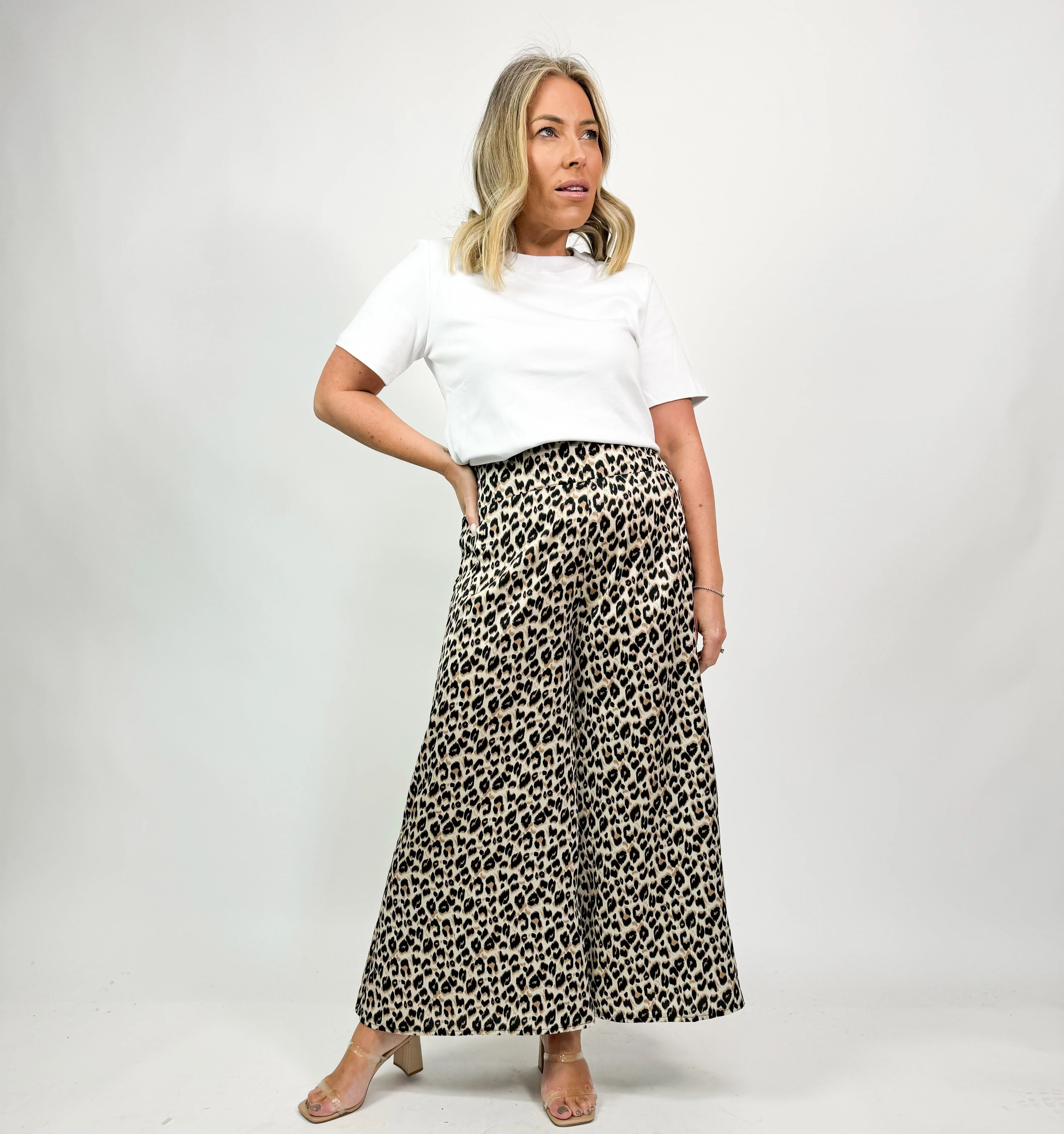 FLOWY LOVE ME PANT- LEO PRINT