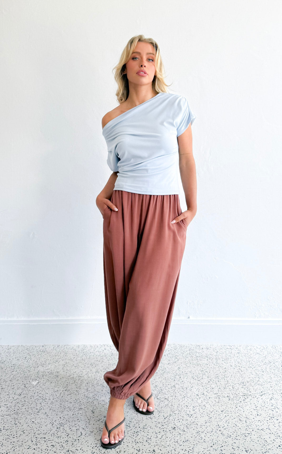 FLOWING BALLOON PANTS