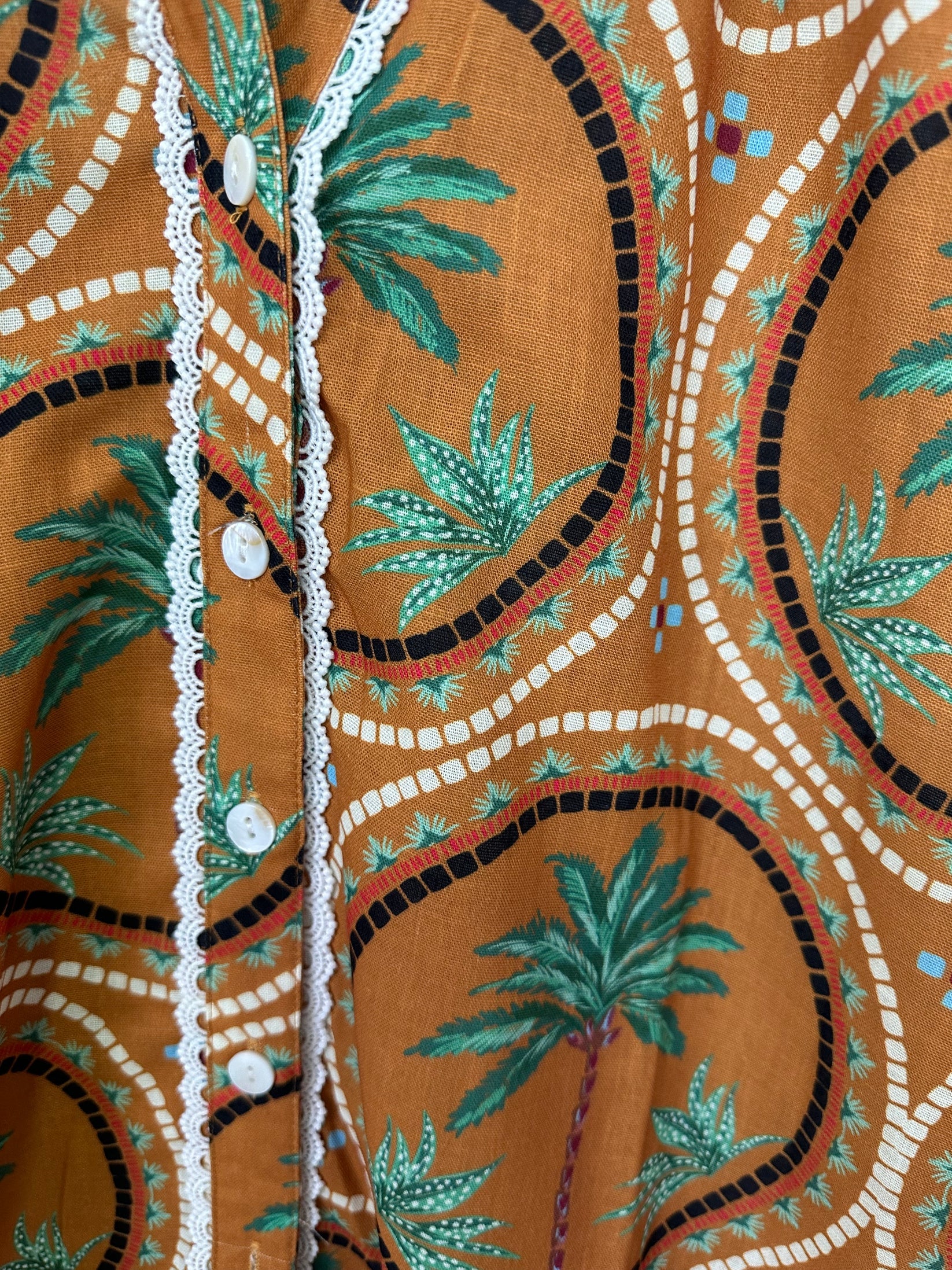 PALM TREE TRIM SHIRT