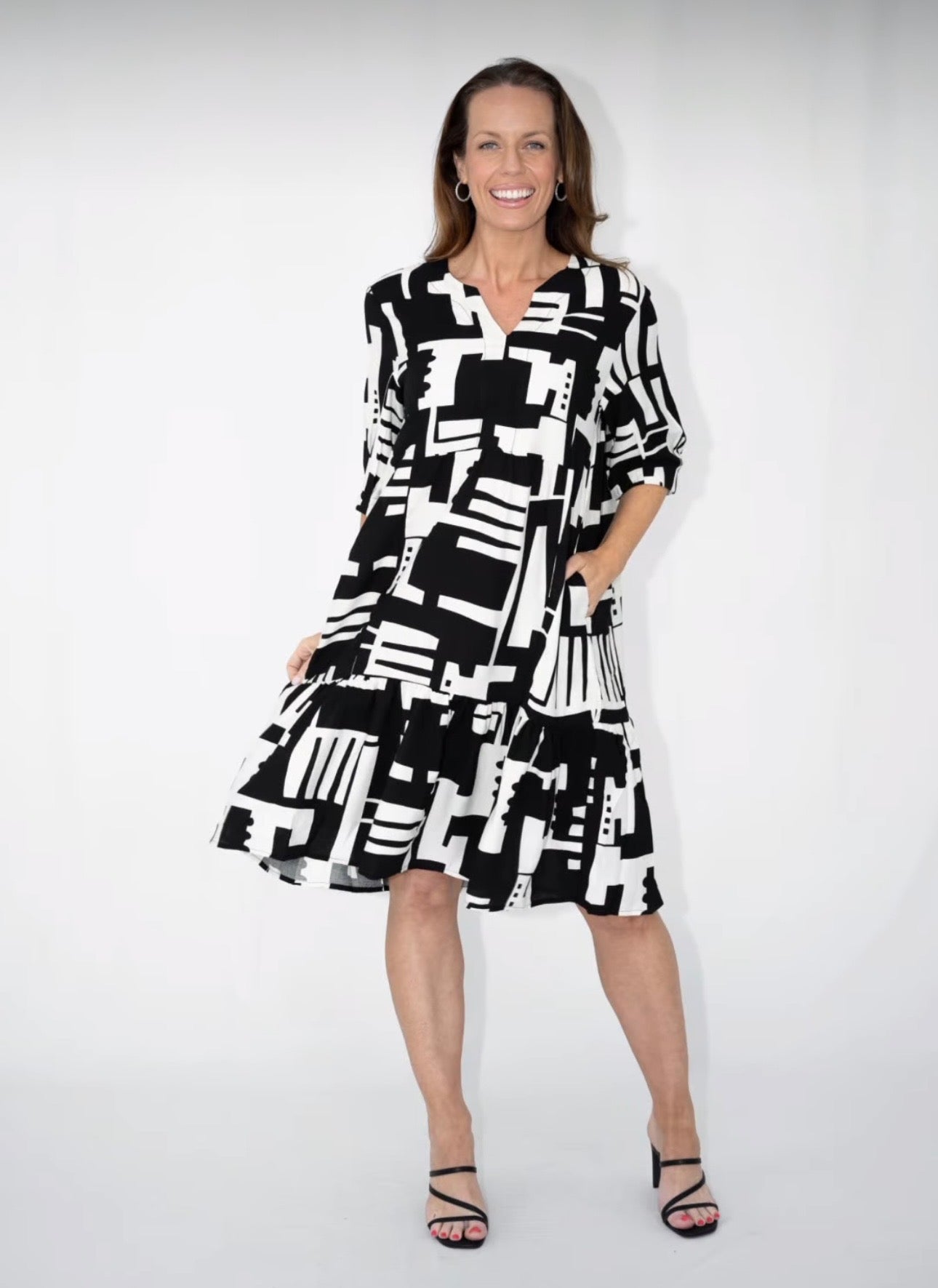 PUZZLE PIECE SMOCK DRESS
