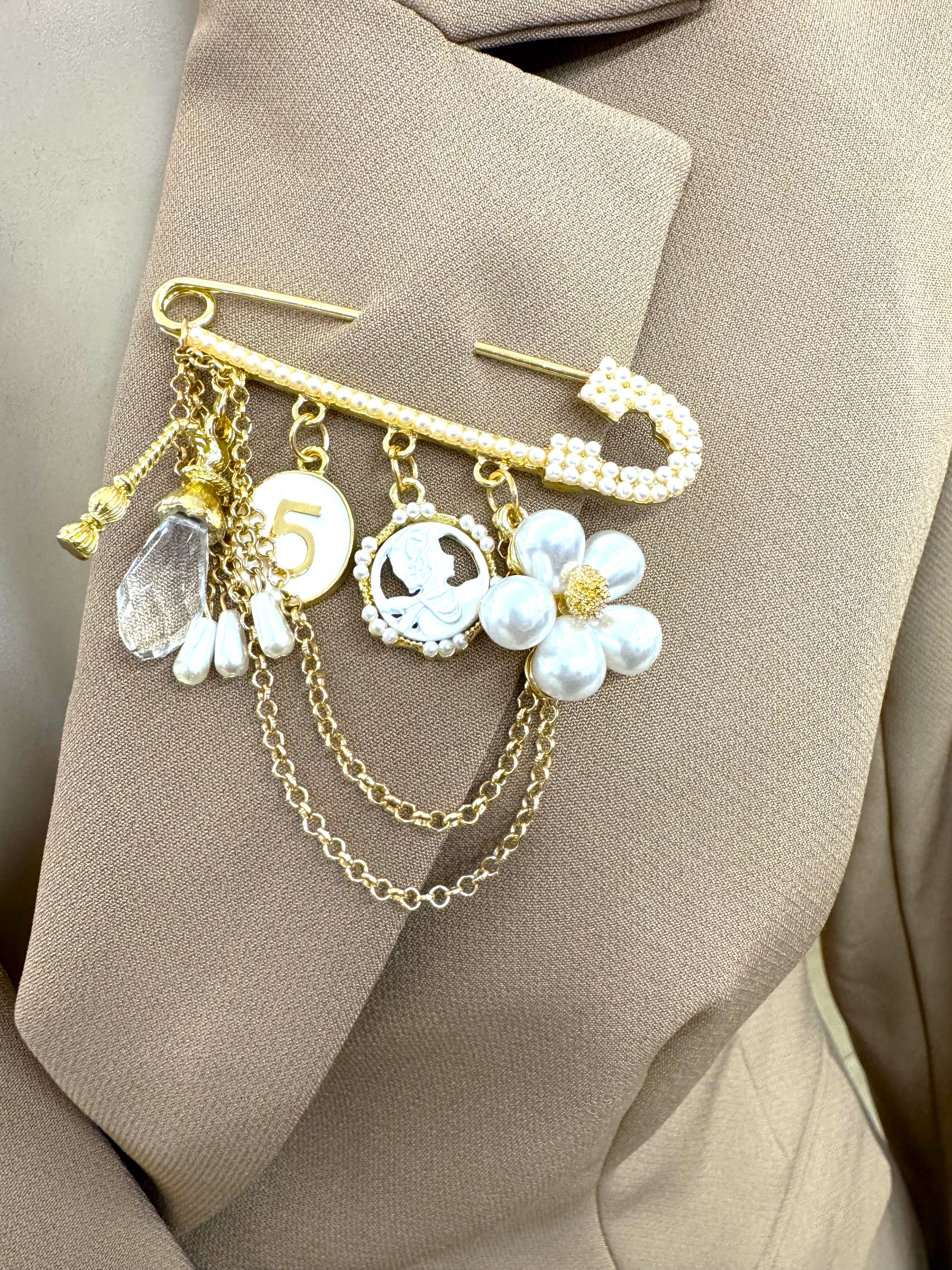 CC BROOCH PIN