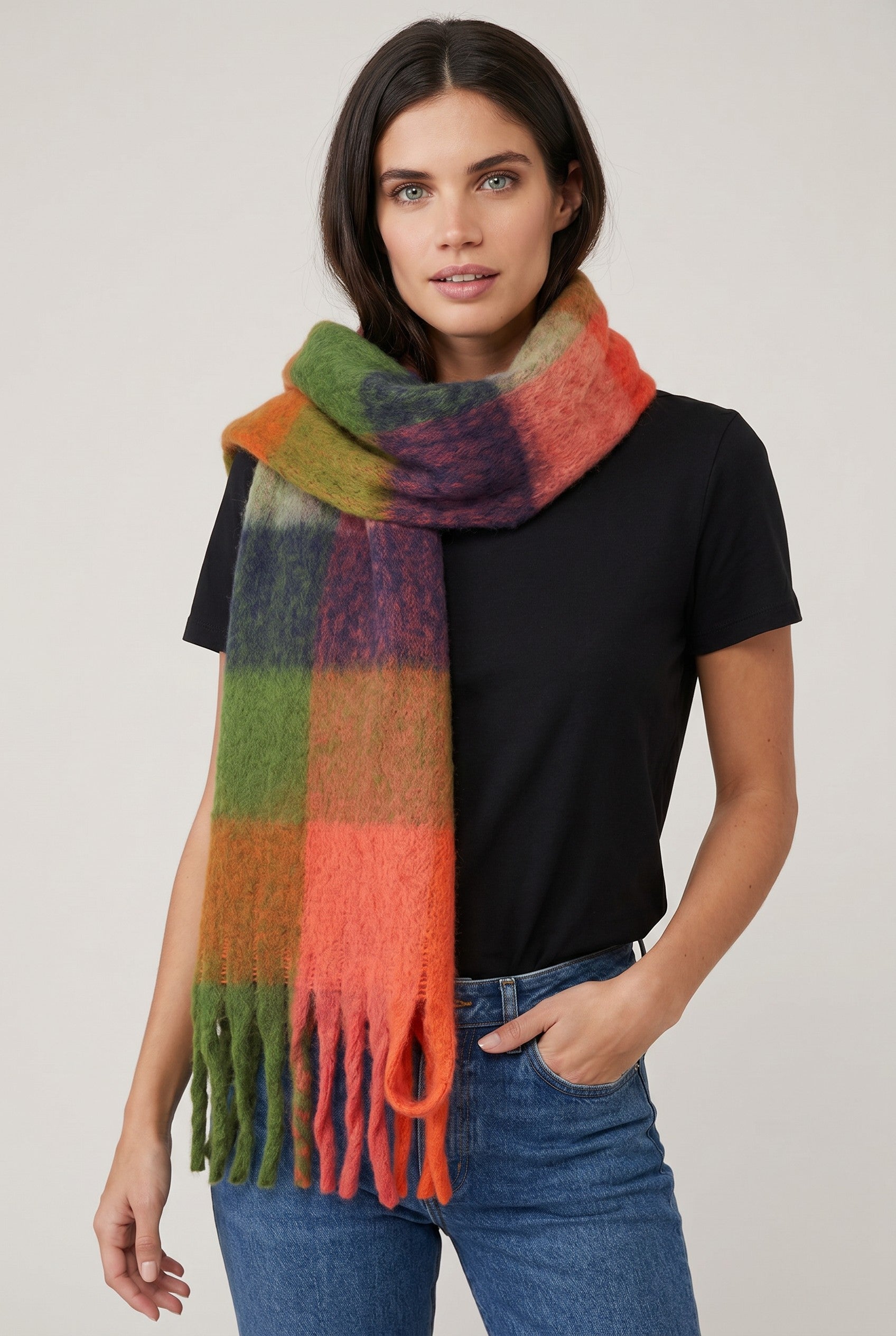 FLUFFY CHECK SCARF