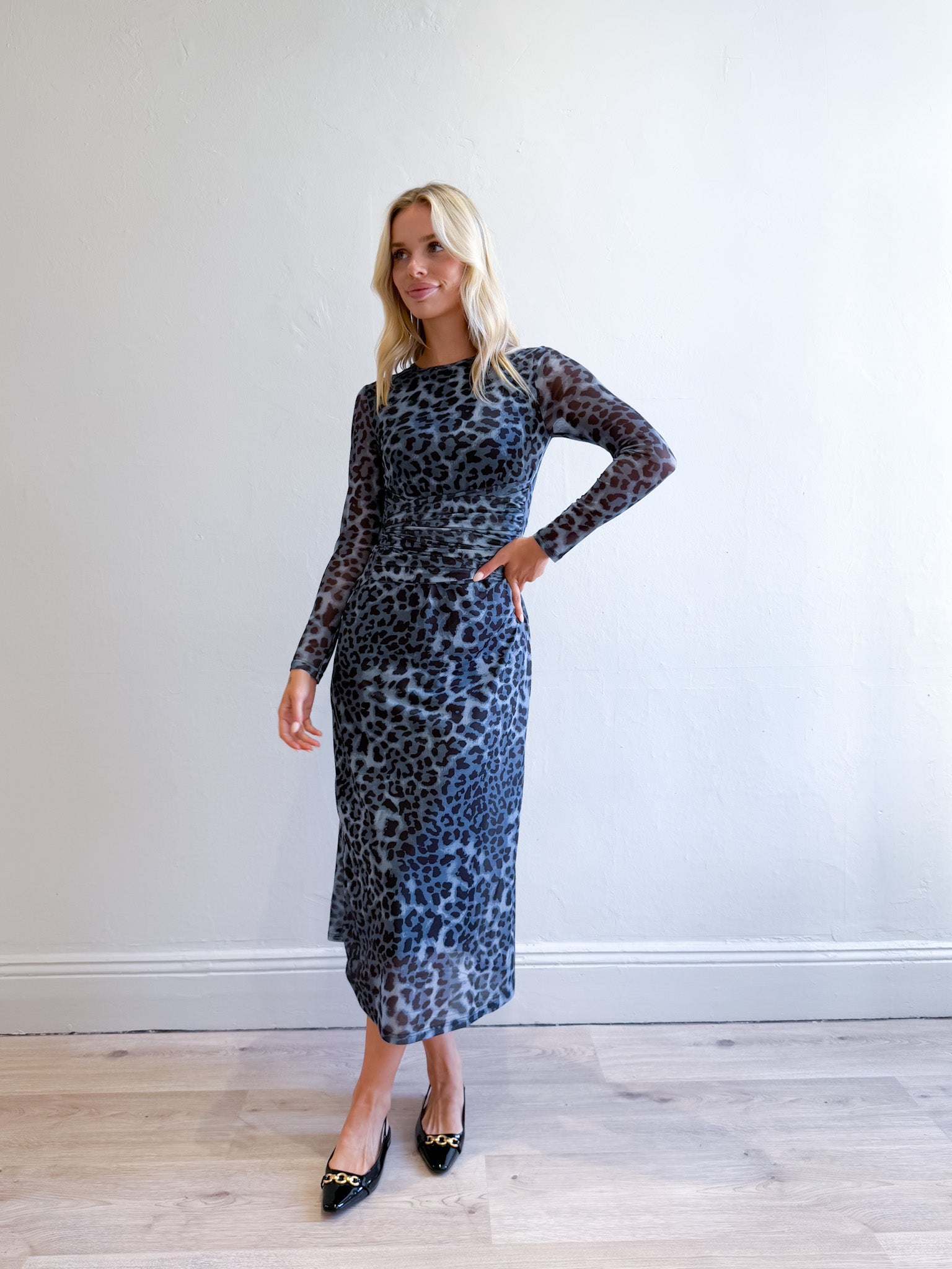 LEO MESH STRETCH DRESS