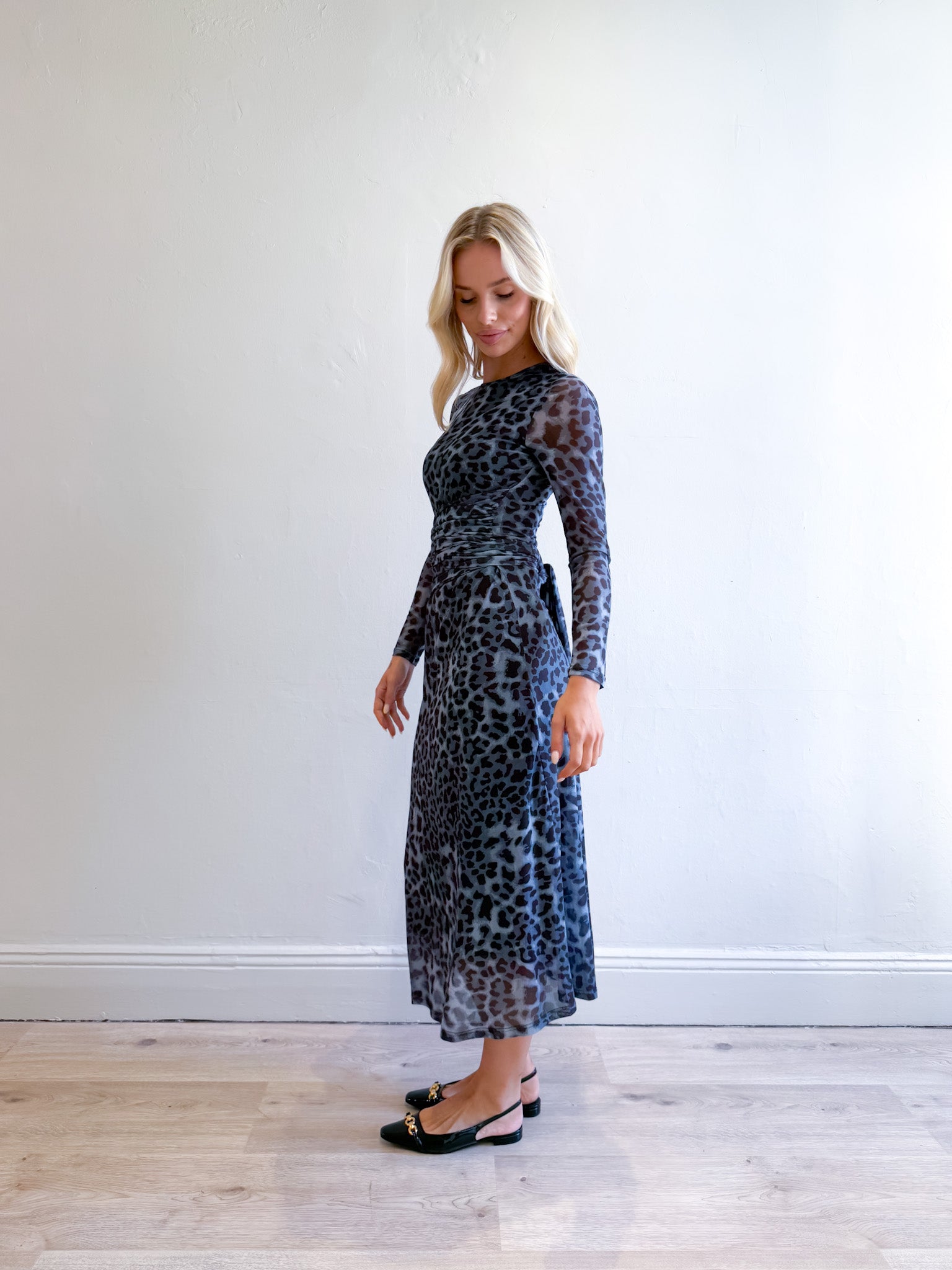 LEO MESH STRETCH DRESS