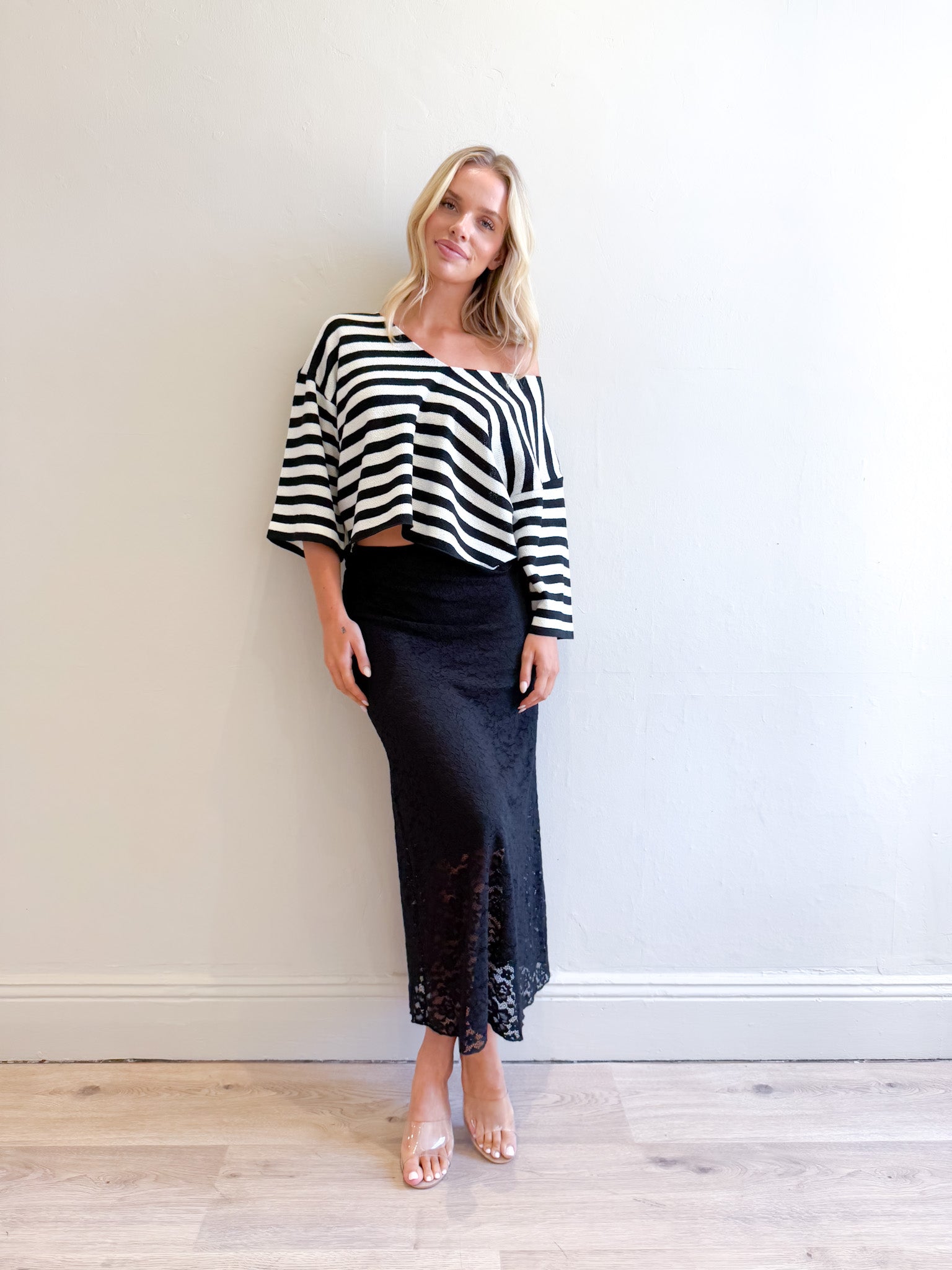 BOUCLE STRIPE KNIT