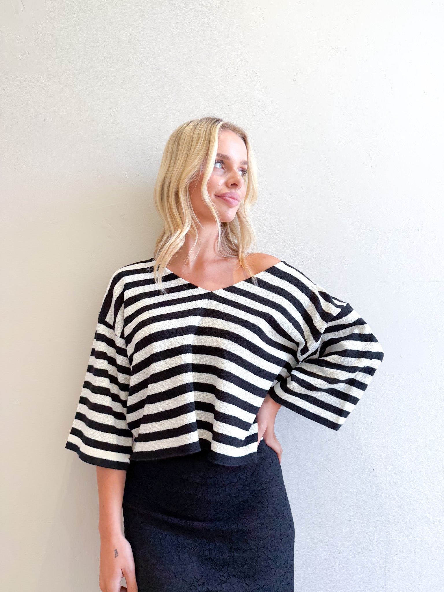 BOUCLE STRIPE KNIT
