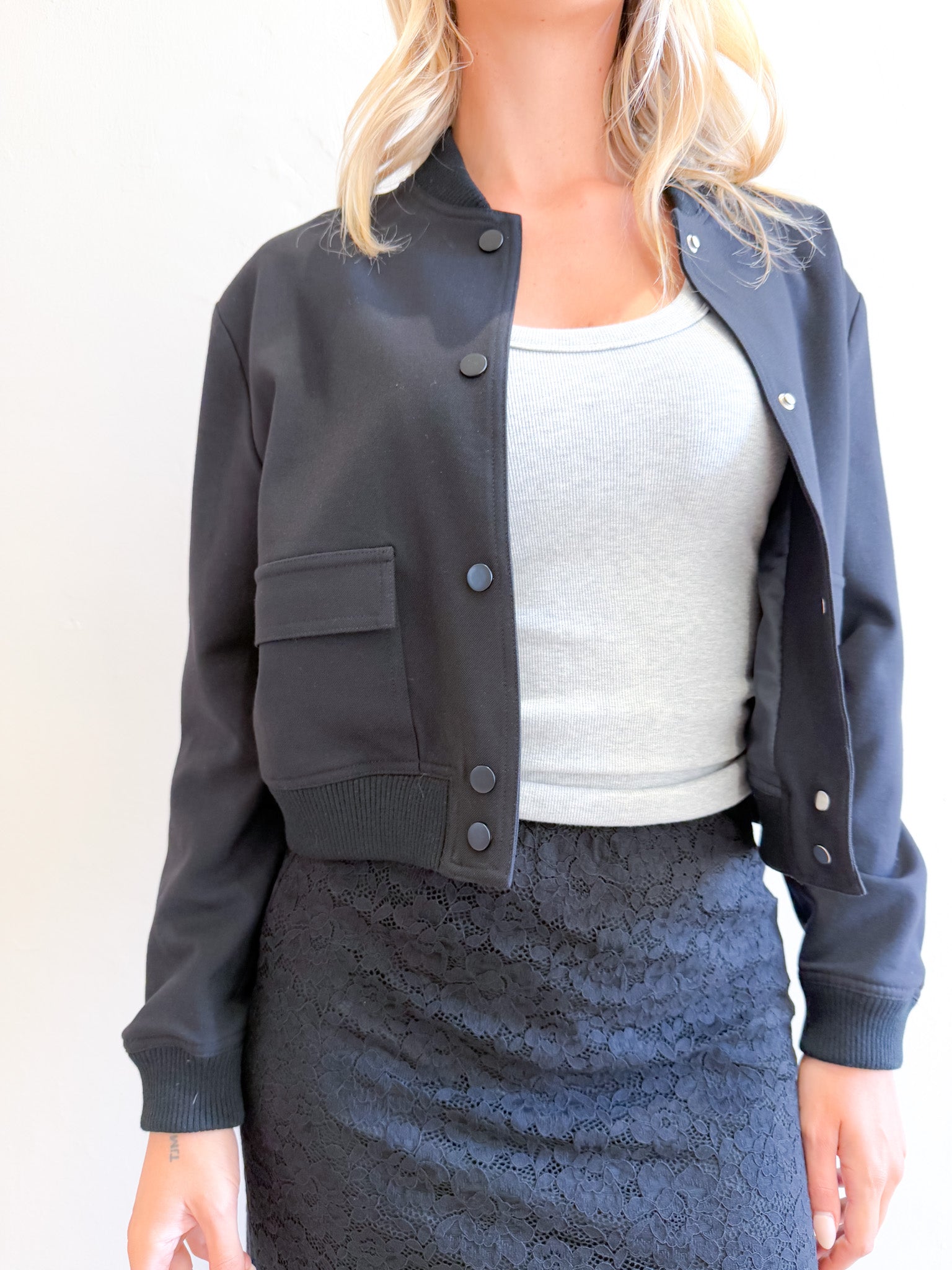 CROPPED BOMBER JACKET