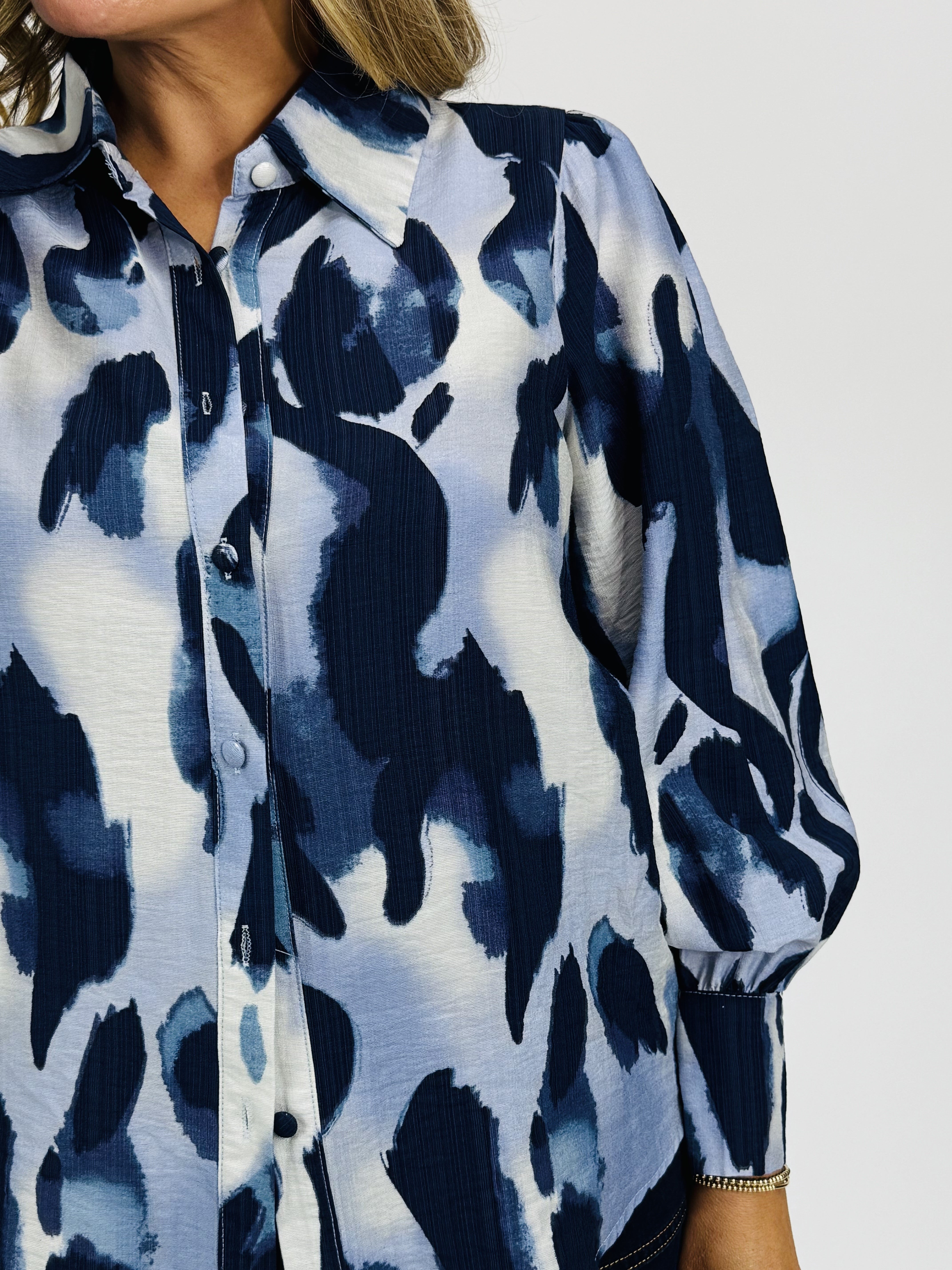 WILD PRINT BLOUSE