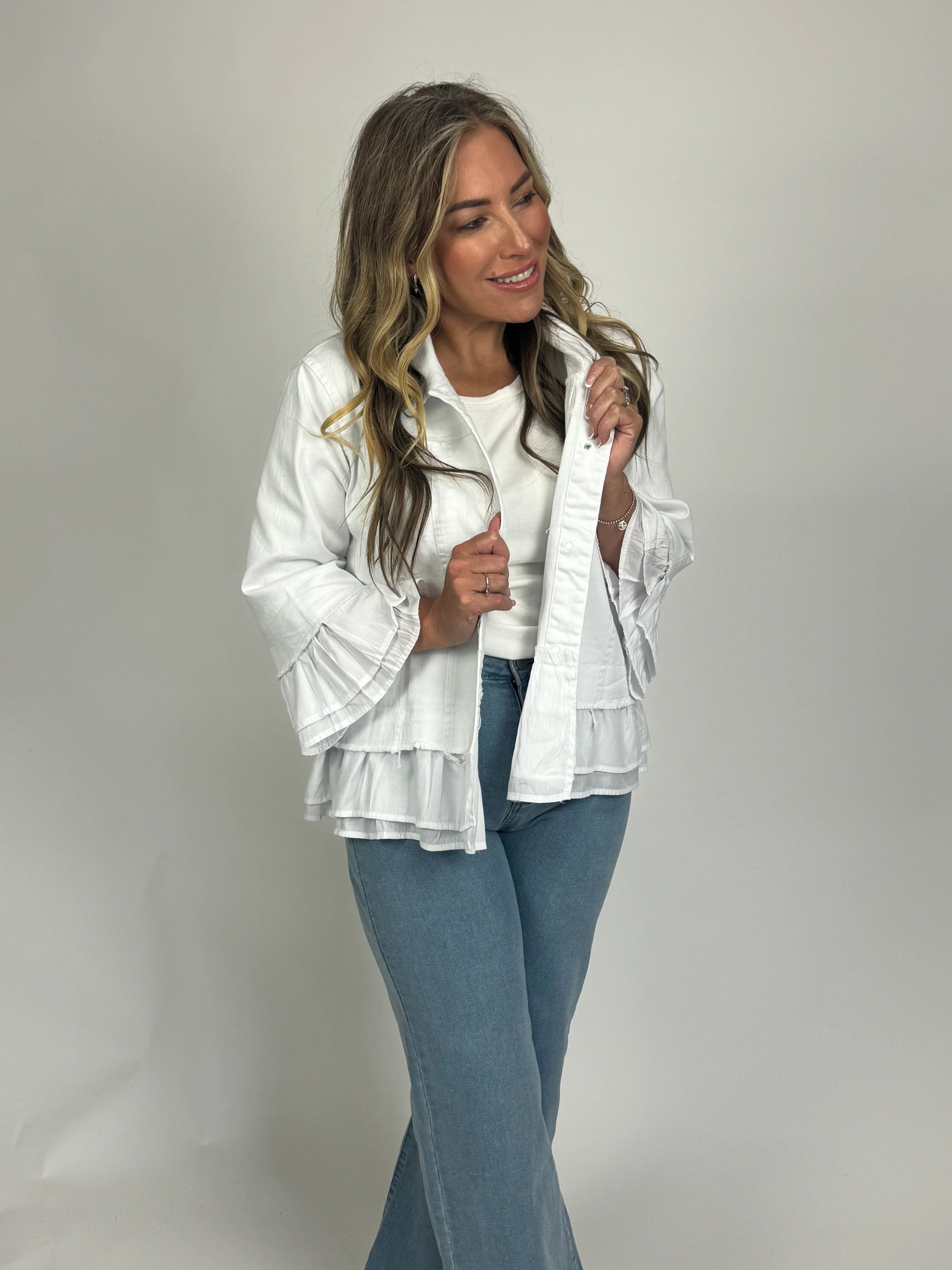 IN FRILL DENIM JACKET
