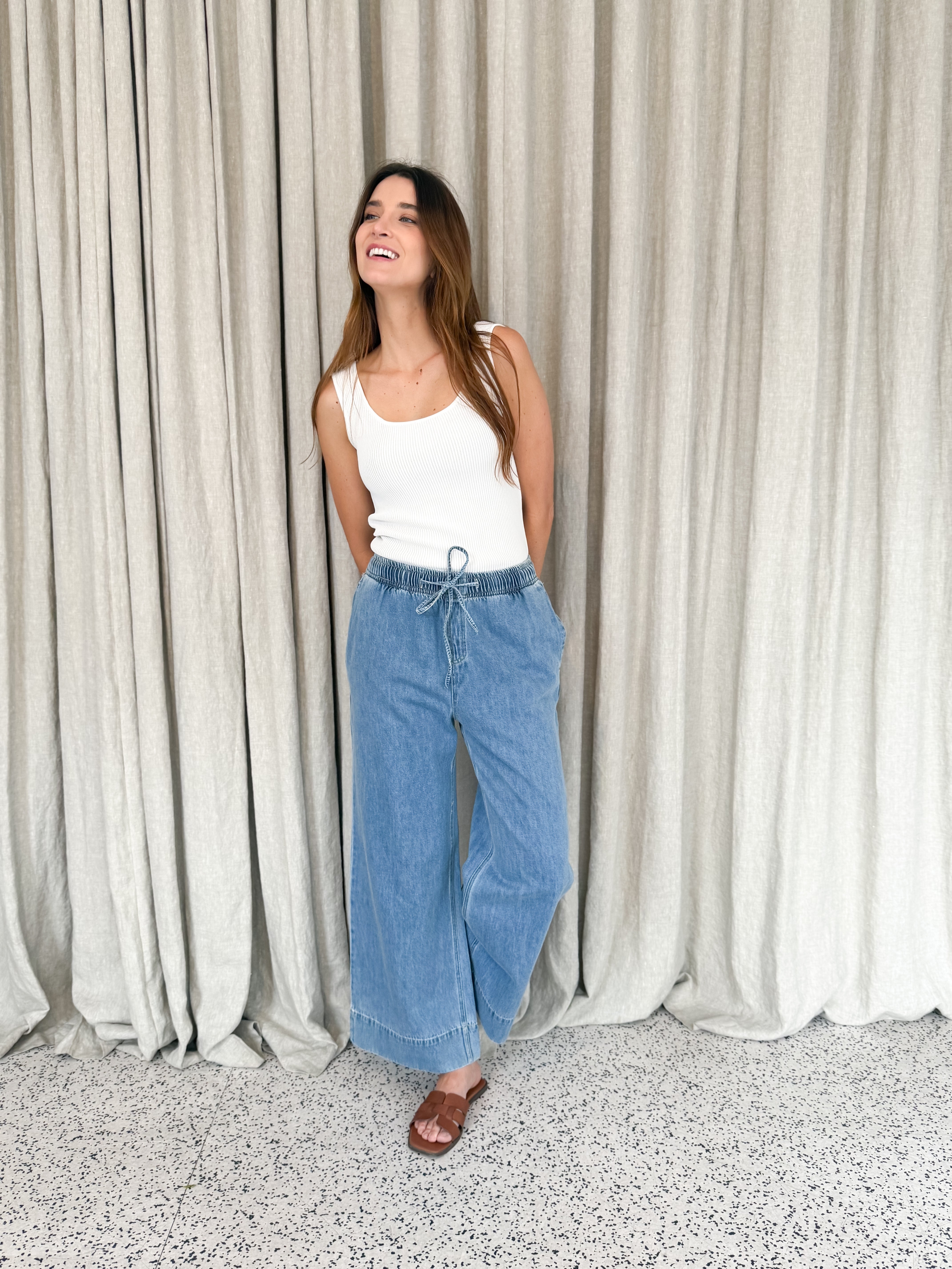 RELAXED DENIM WIDE LEG JEANS