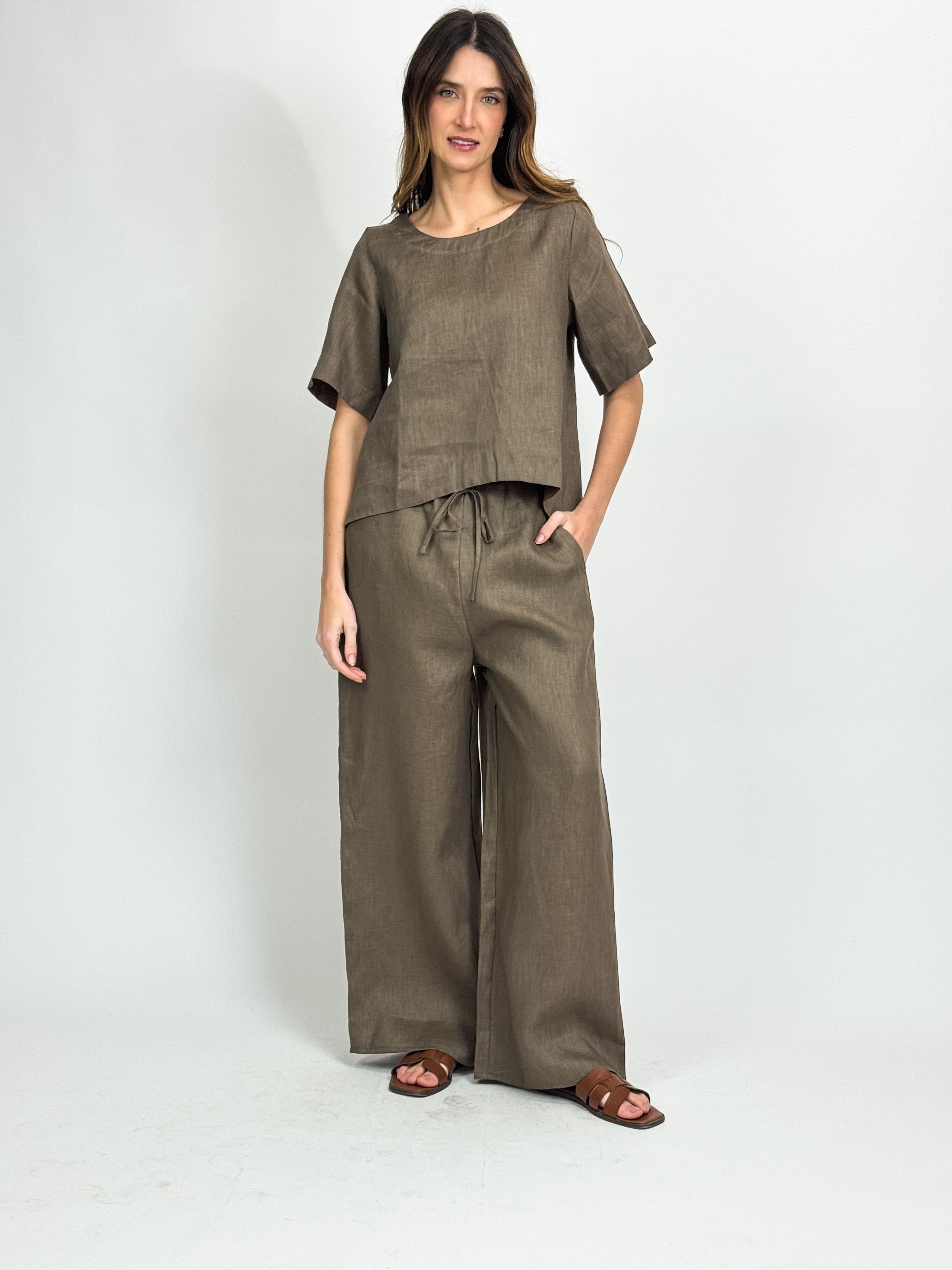 EASY LINEN CREW NECK TOP