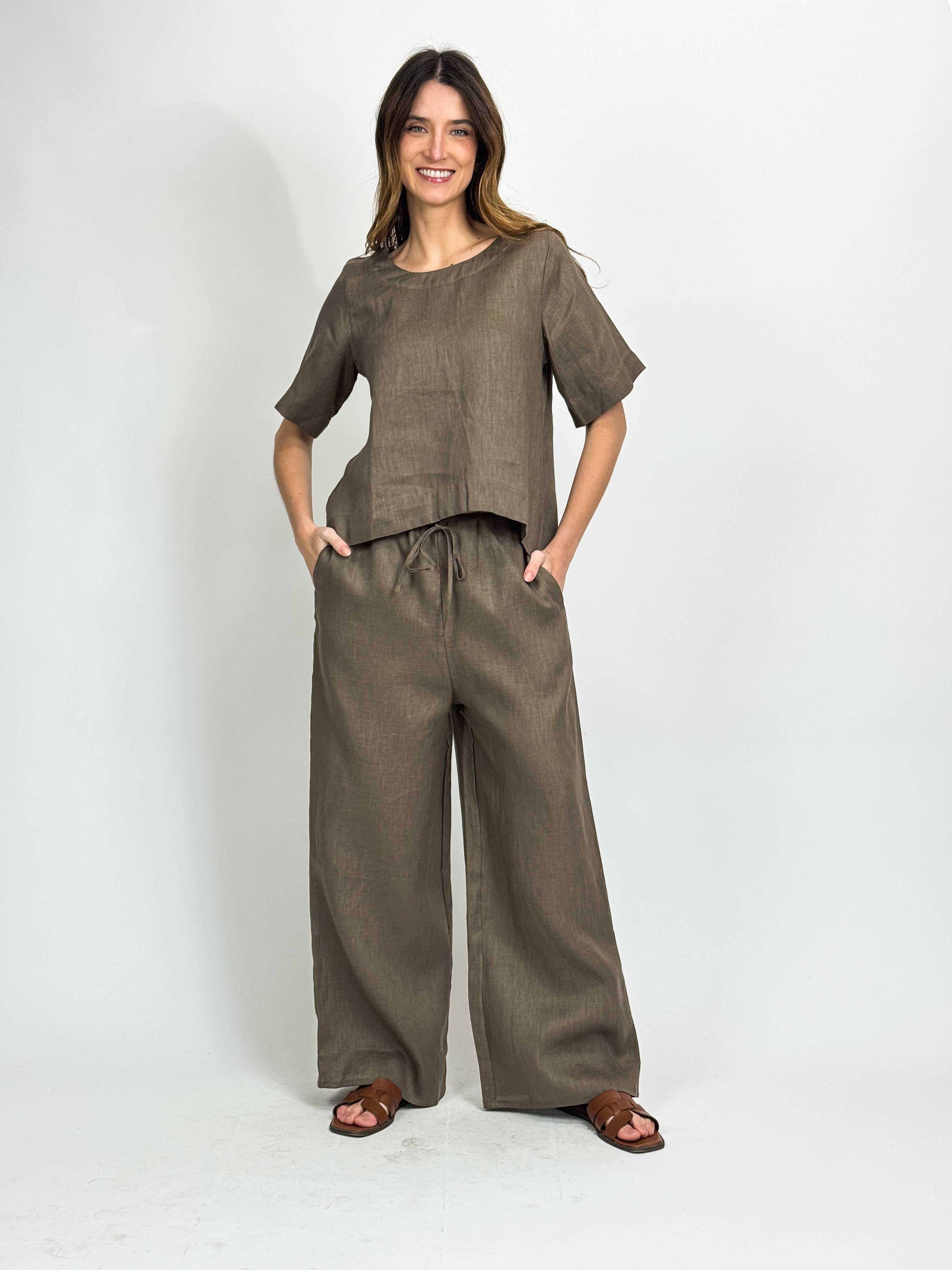 EASY LINEN CREW NECK TOP