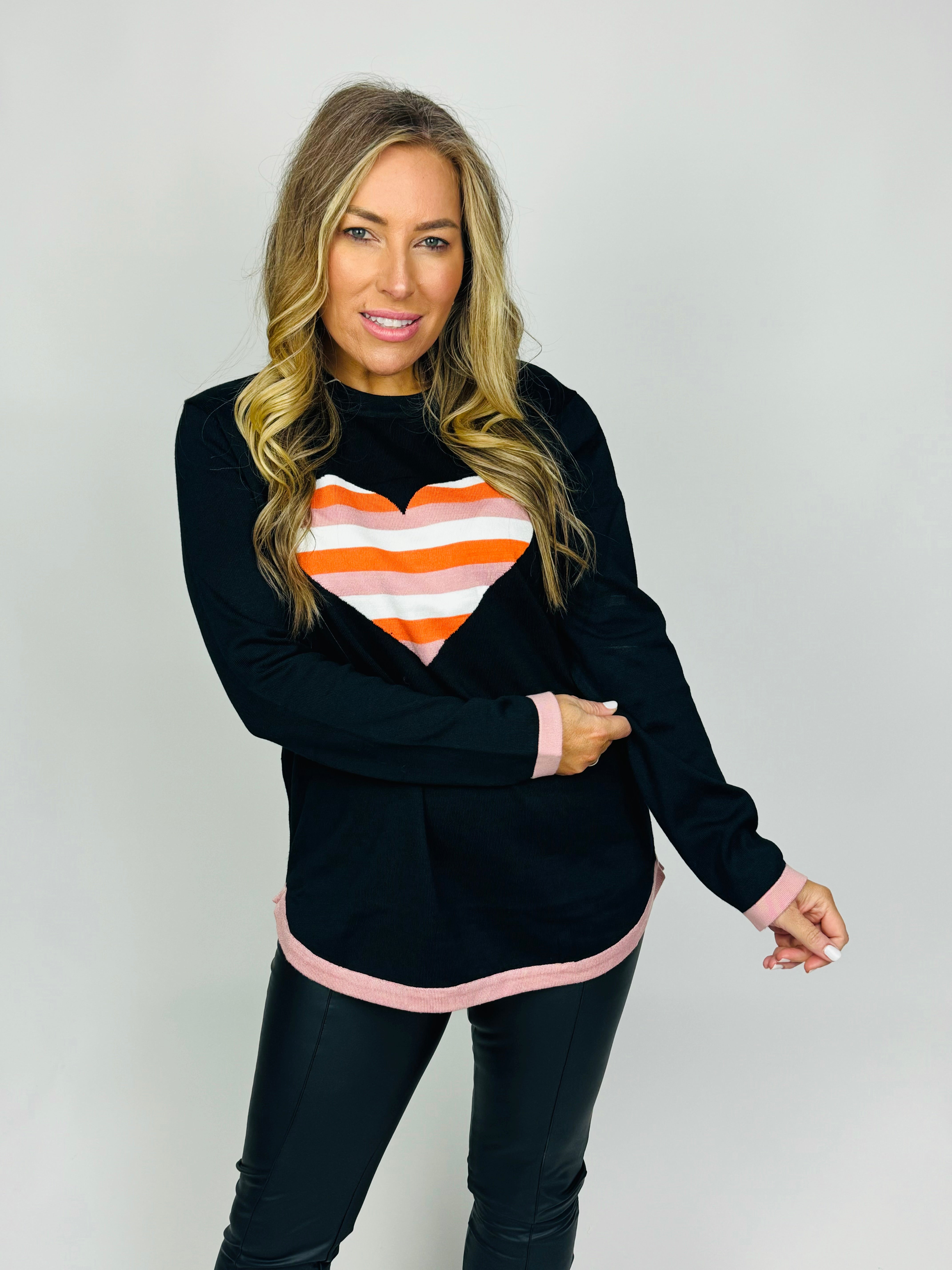 HEART CONTRAST KNIT