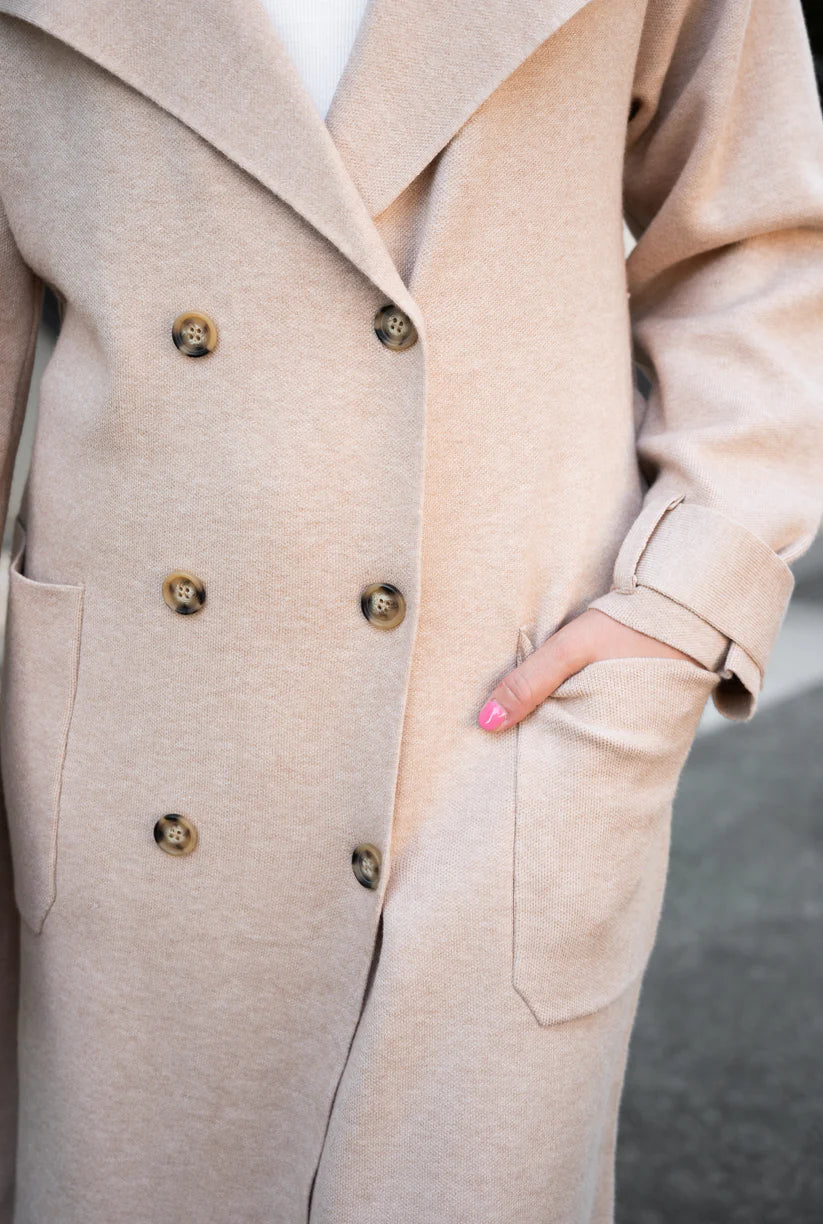 SOFT KNITED TRENCH