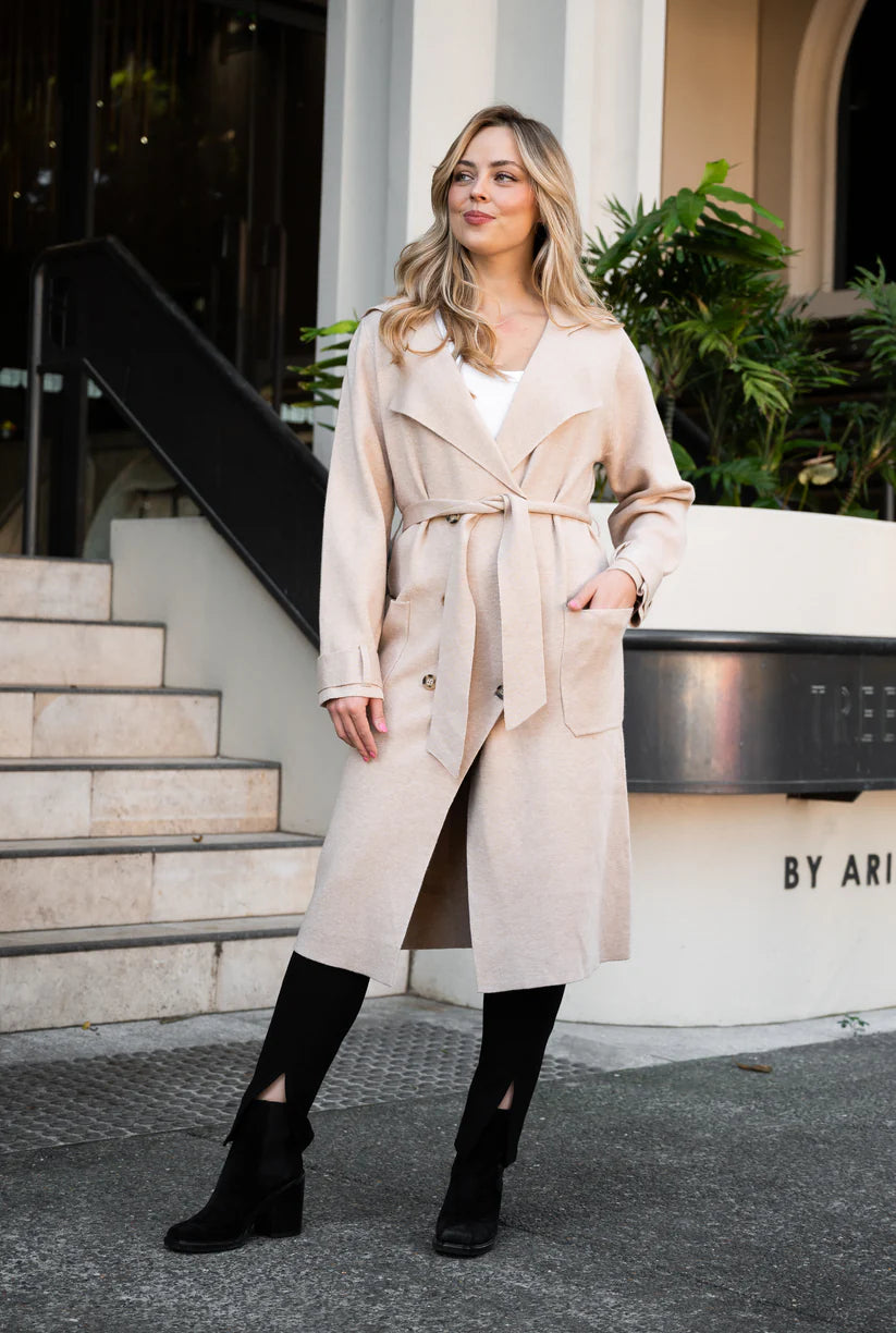 SOFT KNITED TRENCH
