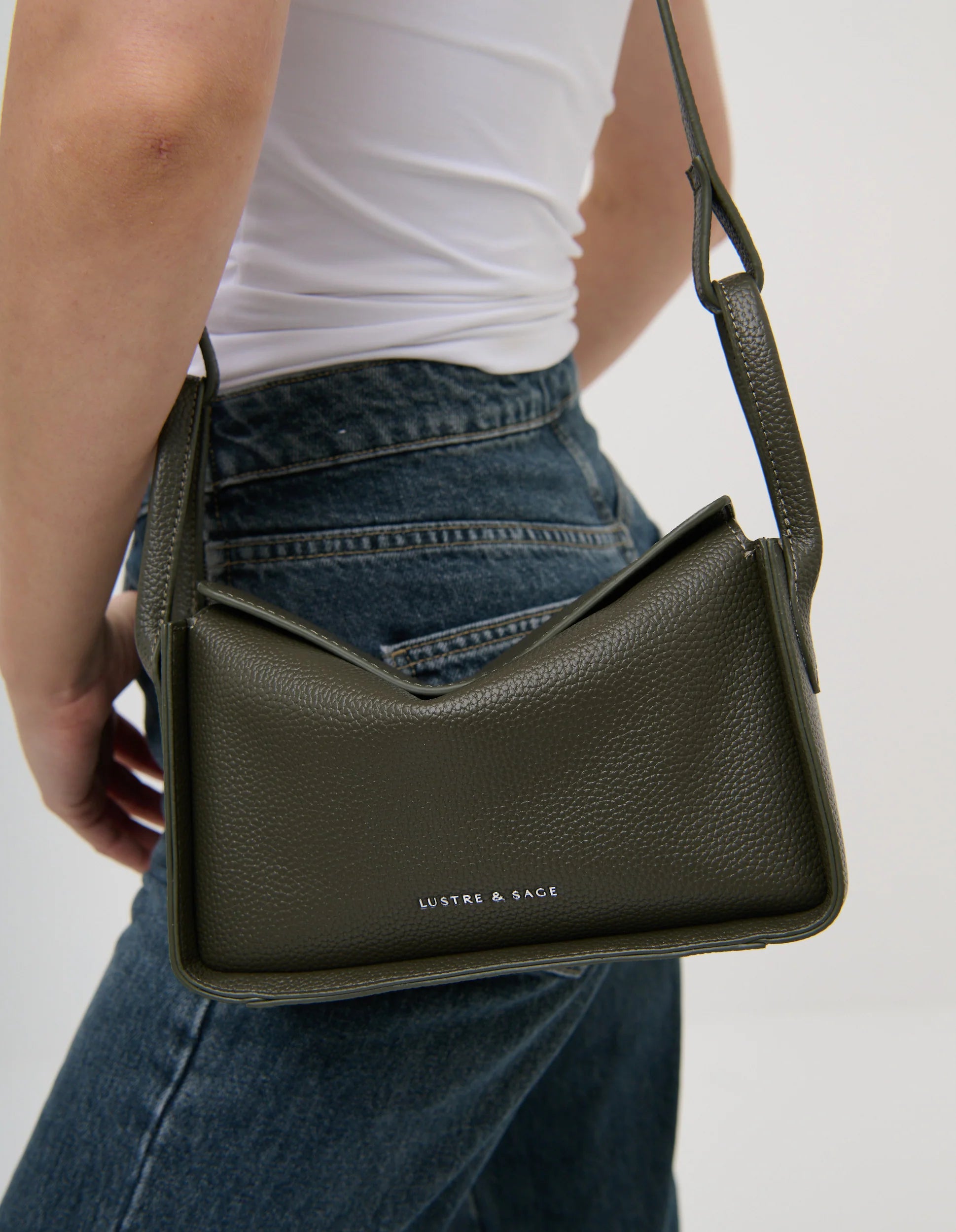Jesselle Curve Shoulder Bag