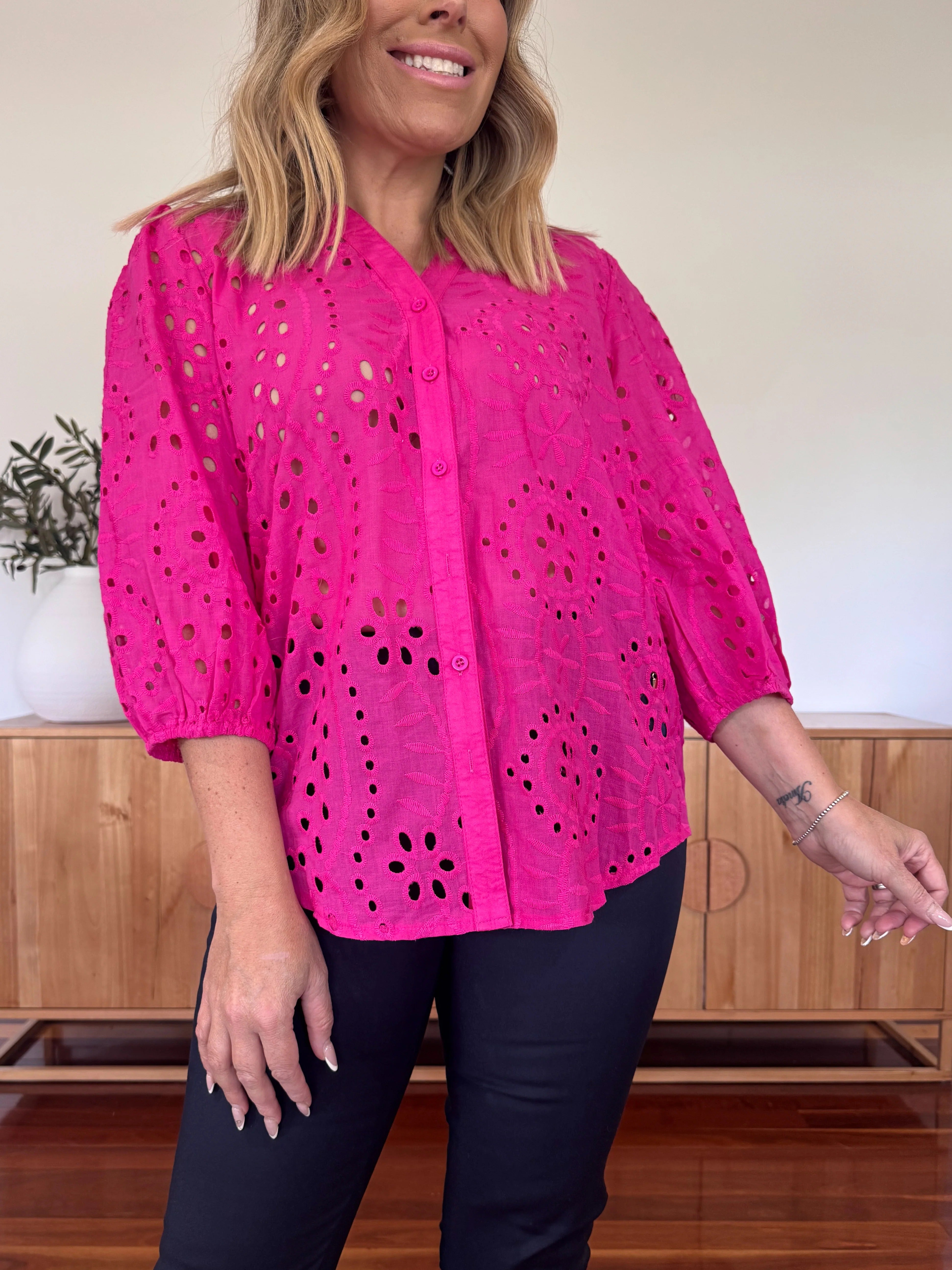 COTTON BRODERIE BLOUSE