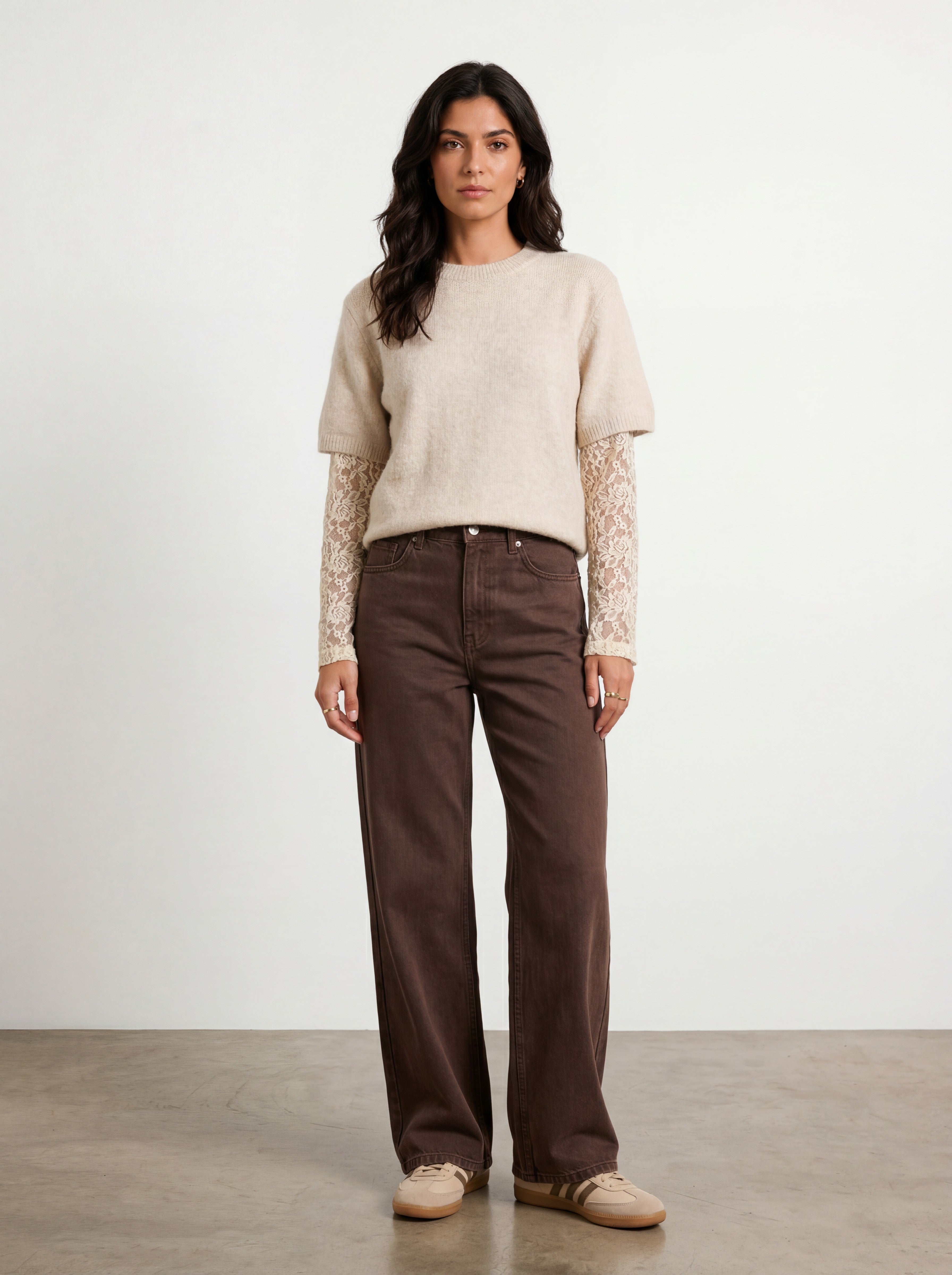 LACE SLEEVE KNIT