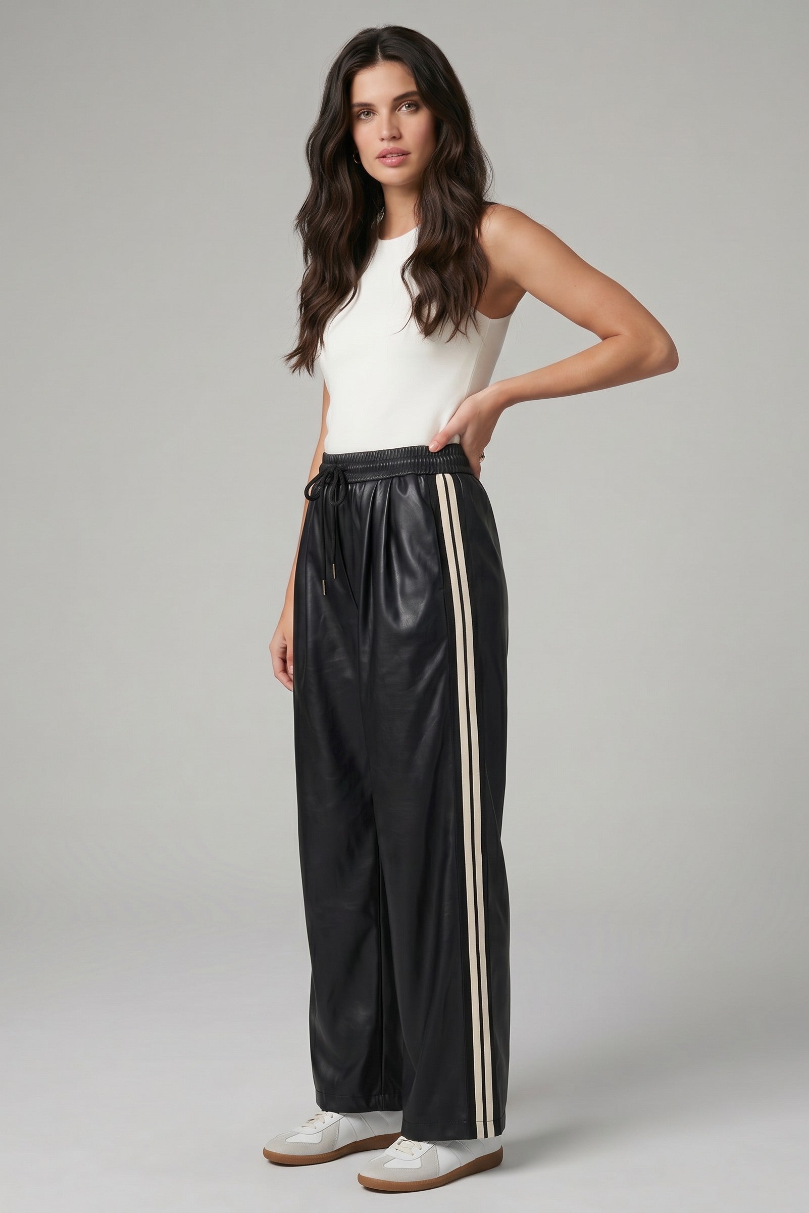 PLEATHER PANEL PANT