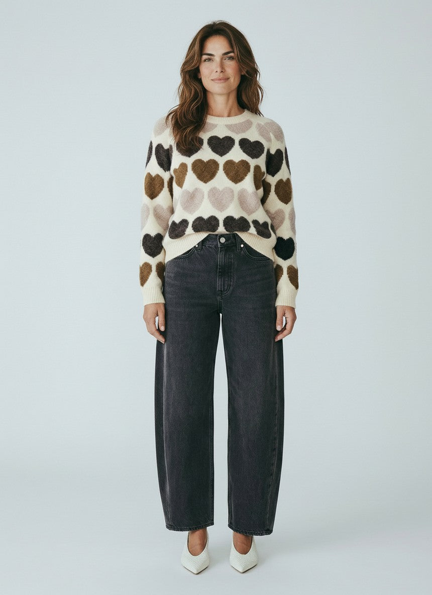 THE HEARTS SWEATER
