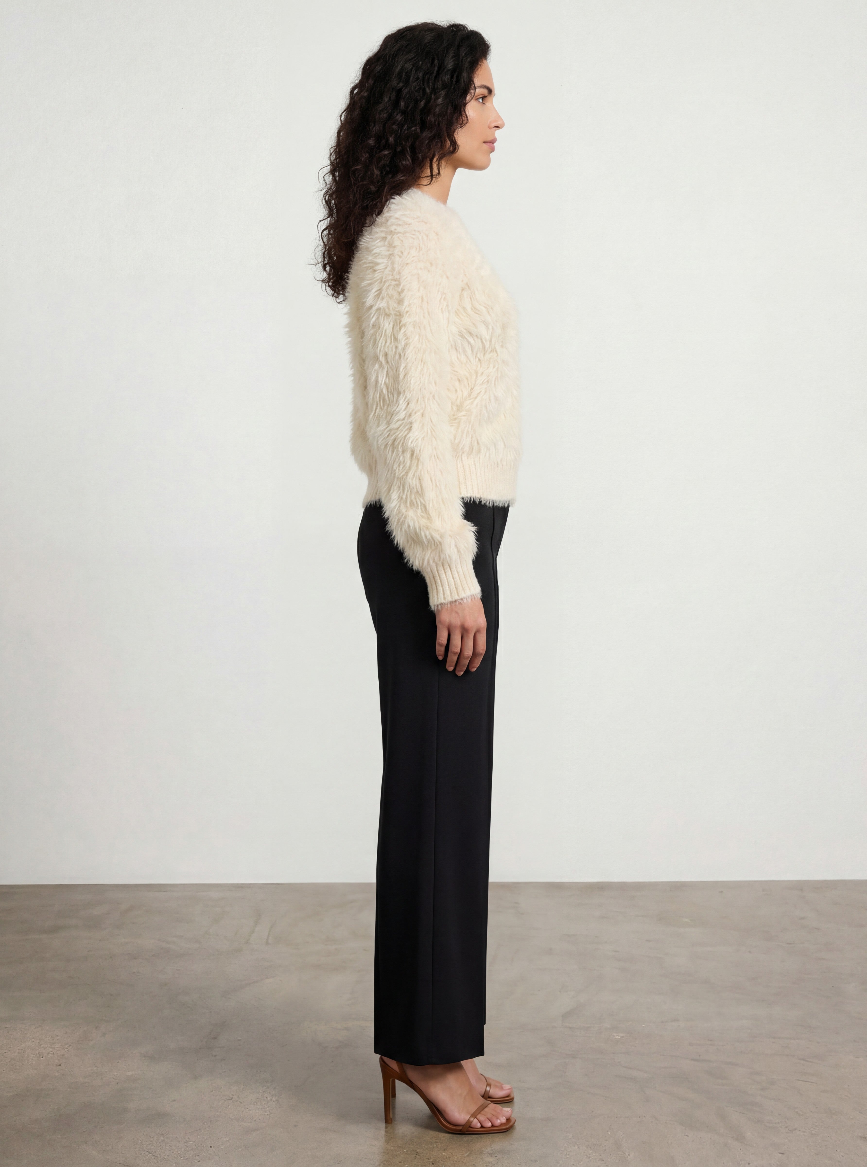 LIANO FLUFFY JUMPER