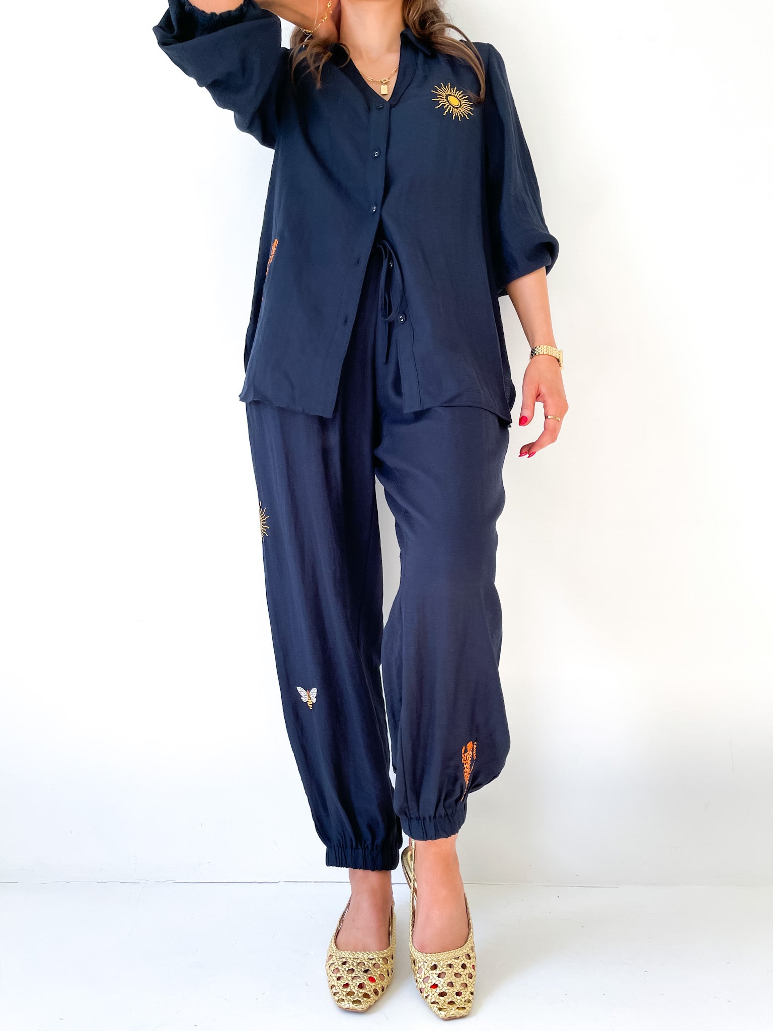 EMBROIDED PANTS