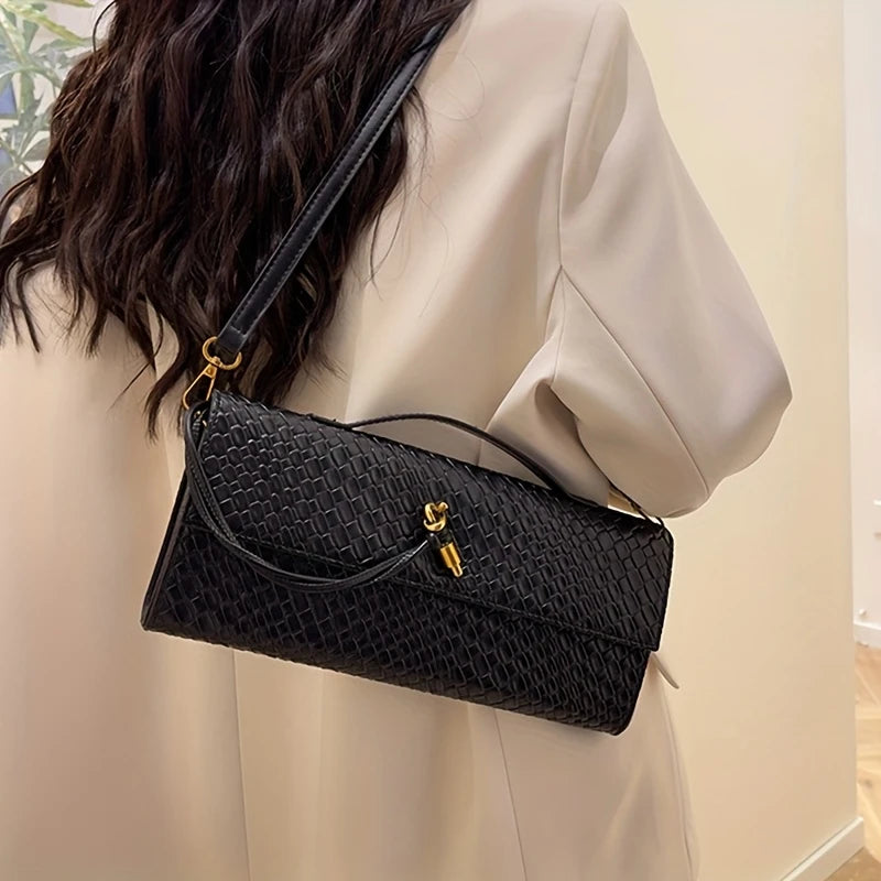 TIAMO FAUX LEATHER CLUTCH