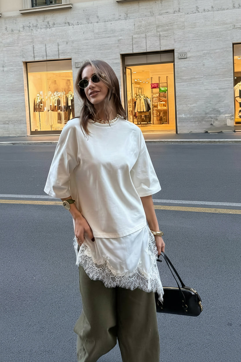 CONTRAST OVERSIZED TEE