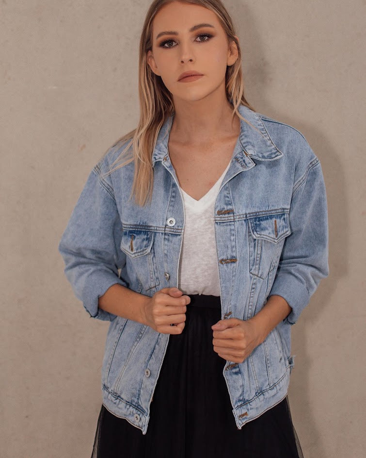 BOYFRIEND DENIM JACKET