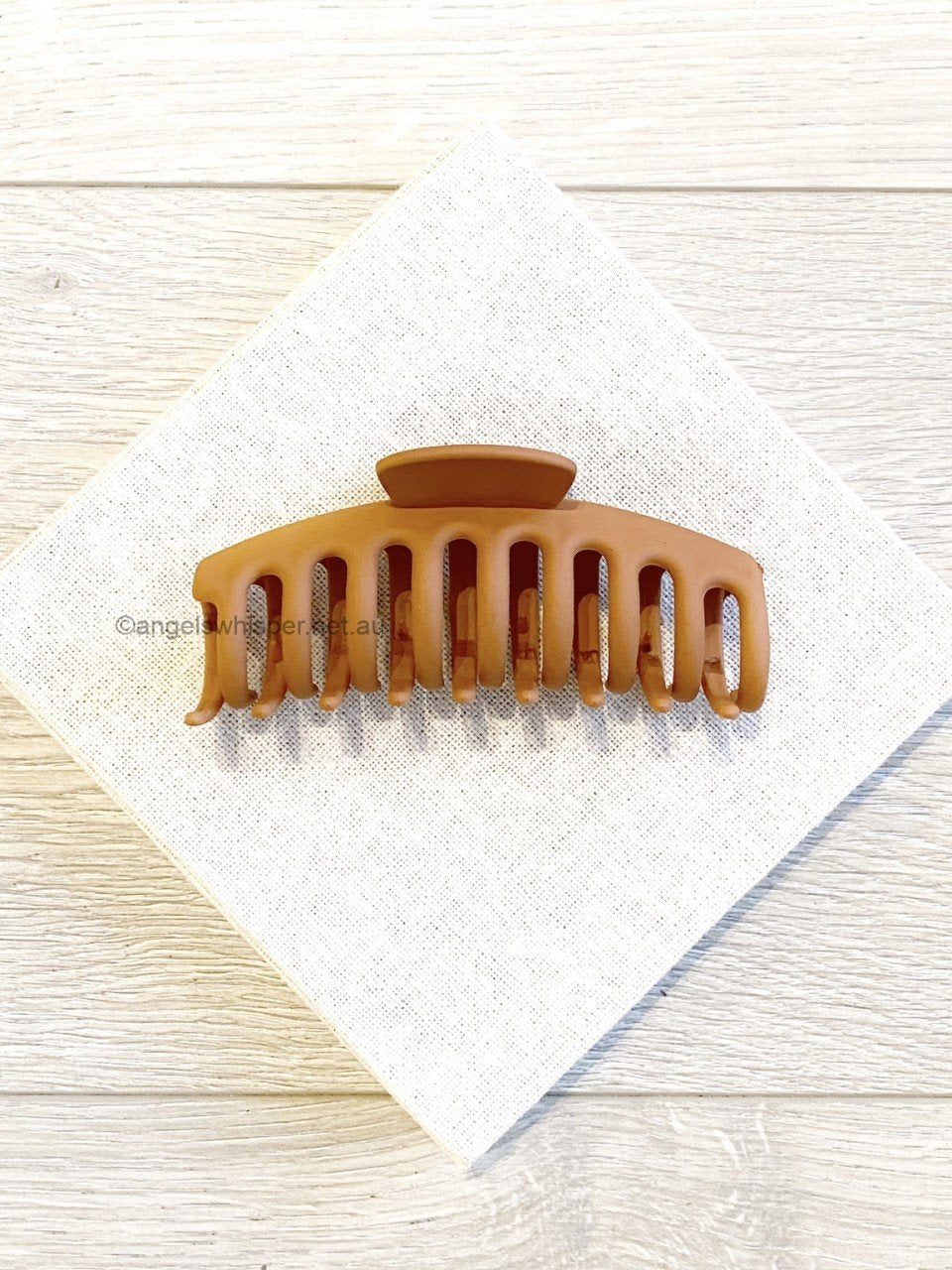 Regina Matte Claw Clip