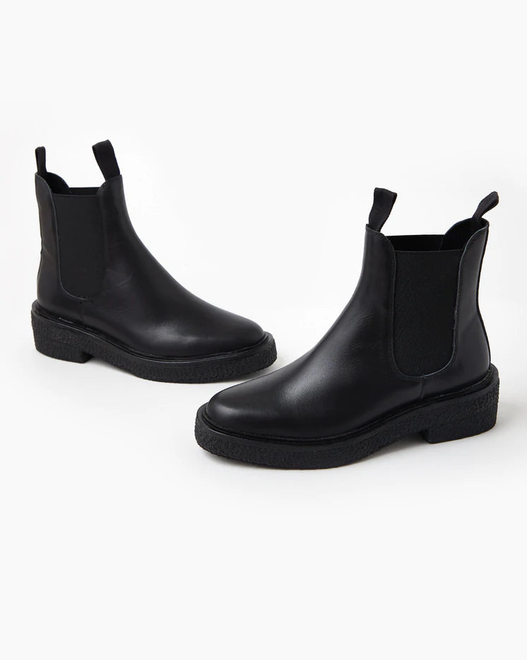 Nic Leather Boot