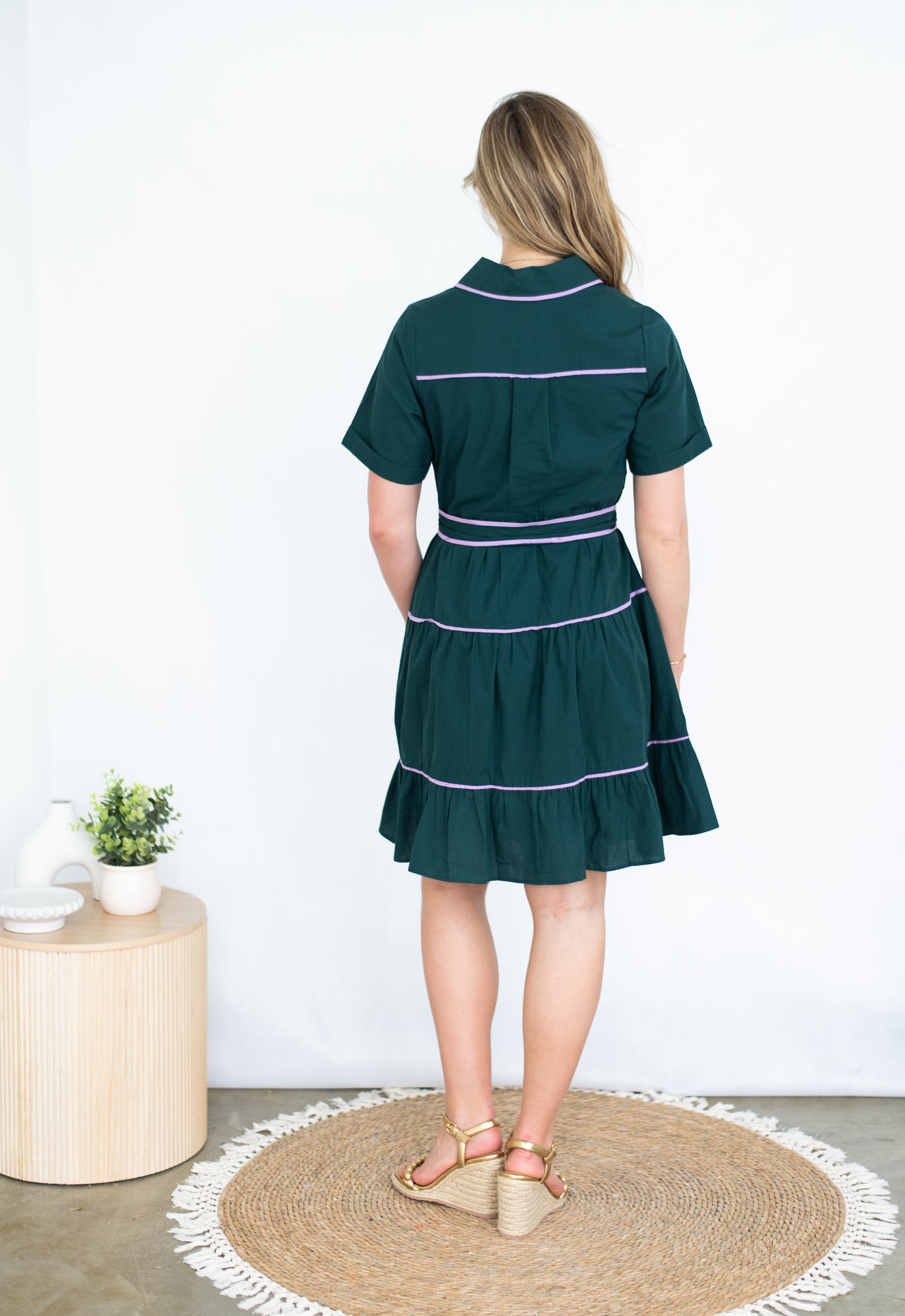 CONTRAST BINDING SHORT DRESS