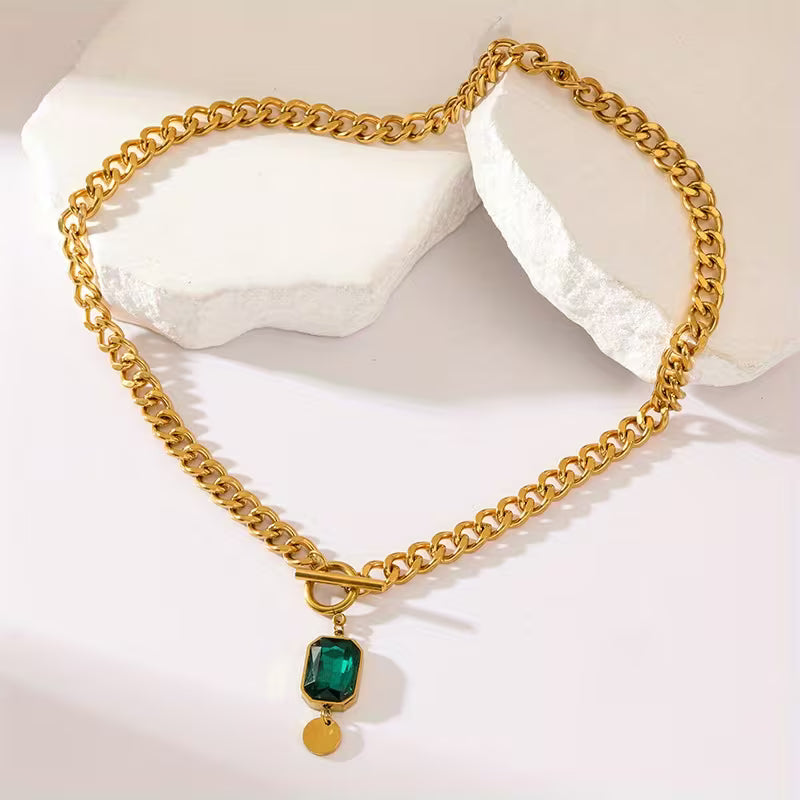 GEMSTONE NECKLACE