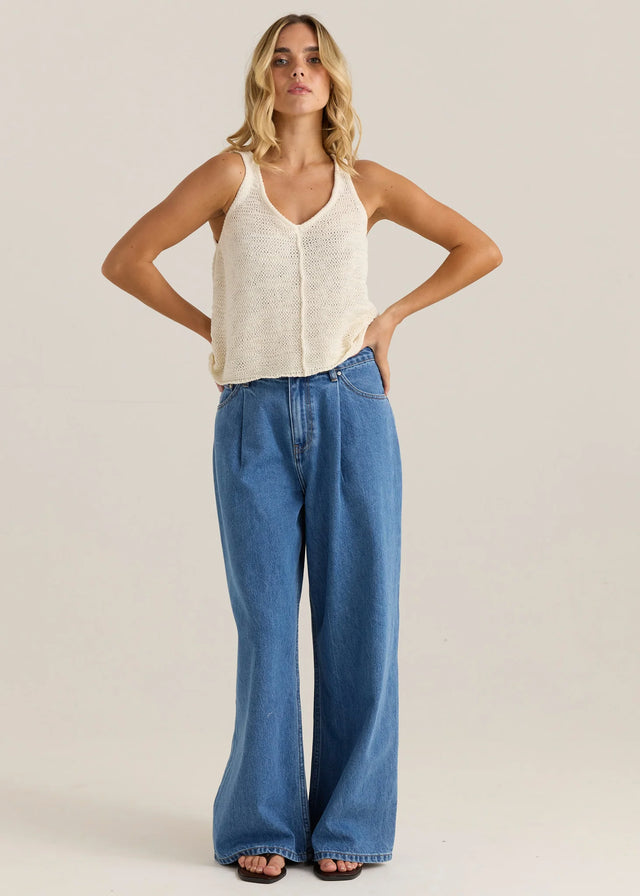Yara Slack Pleat Jean - Classic Blue Wash
