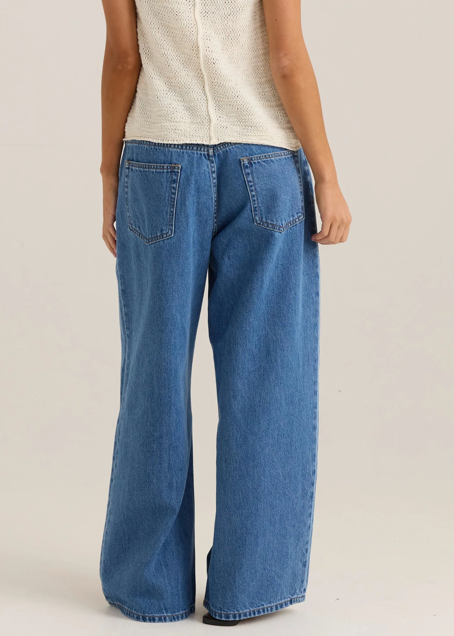 Yara Slack Pleat Jean - Classic Blue Wash