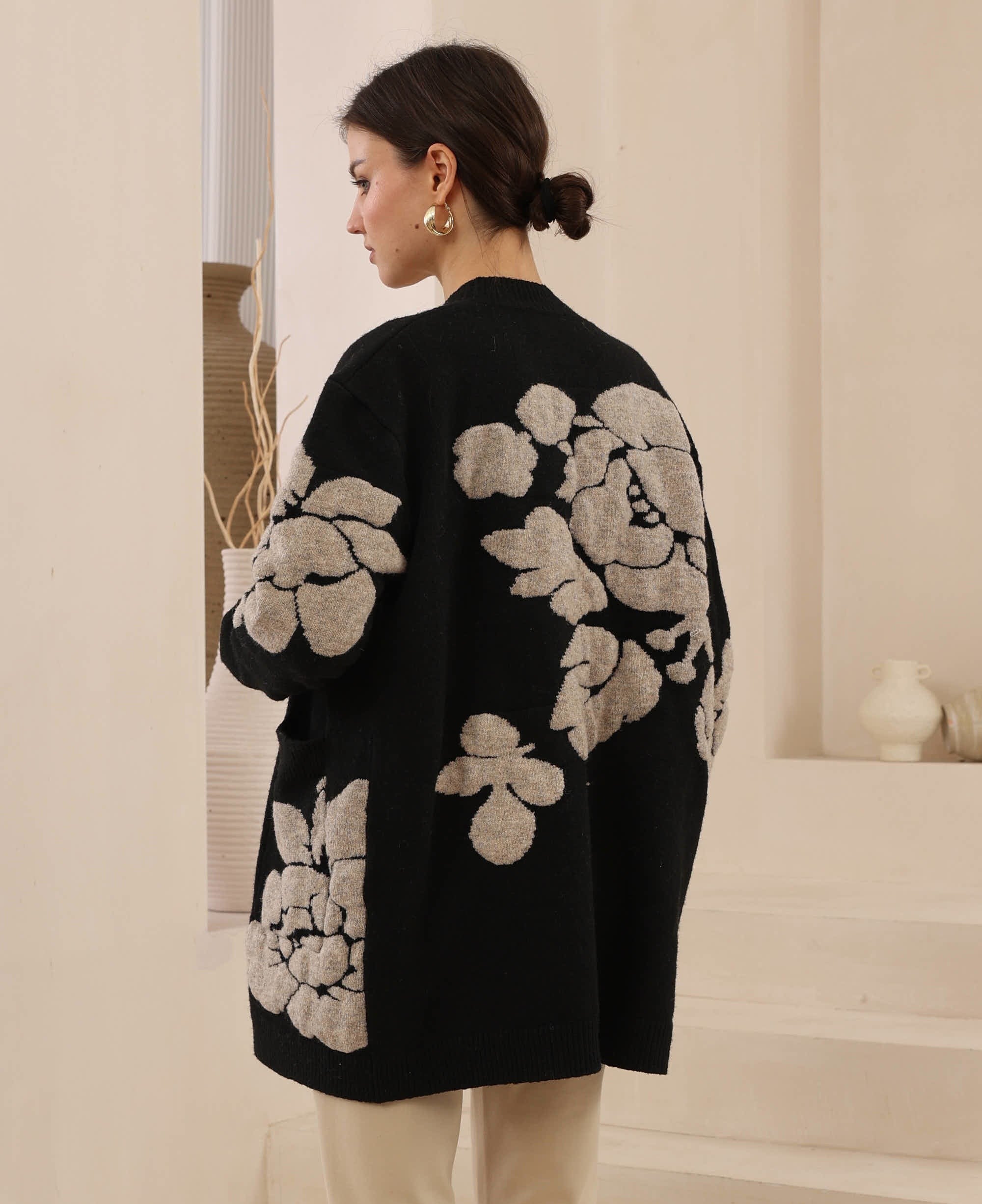 PHILLY FLORAL CARDIGAN