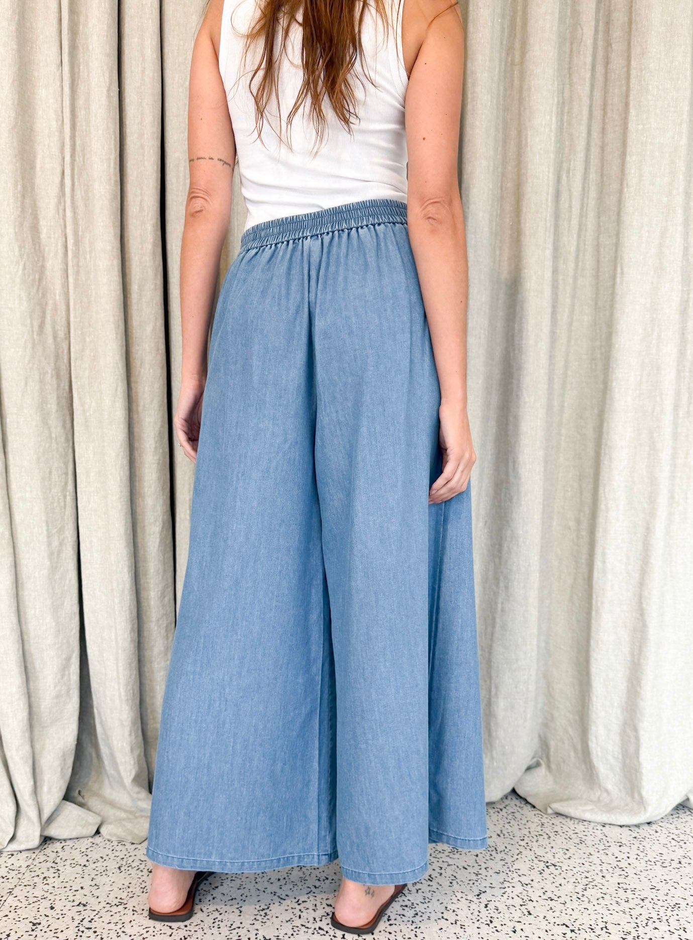 CHAMBRAY RELAXED PANT